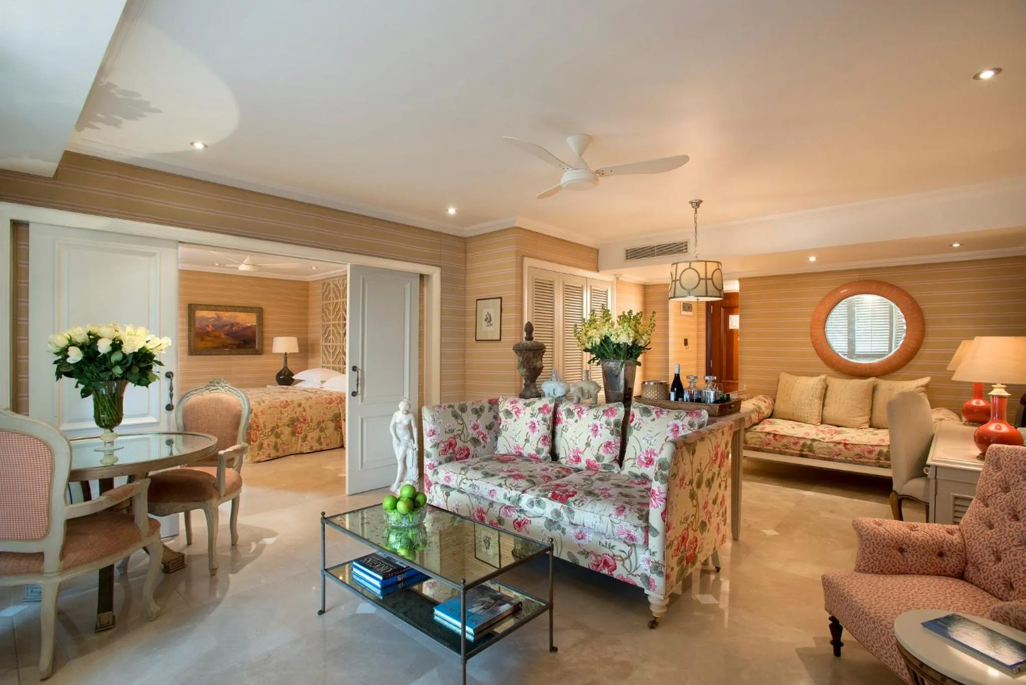 Bedroom, Bed in The Oyster Box