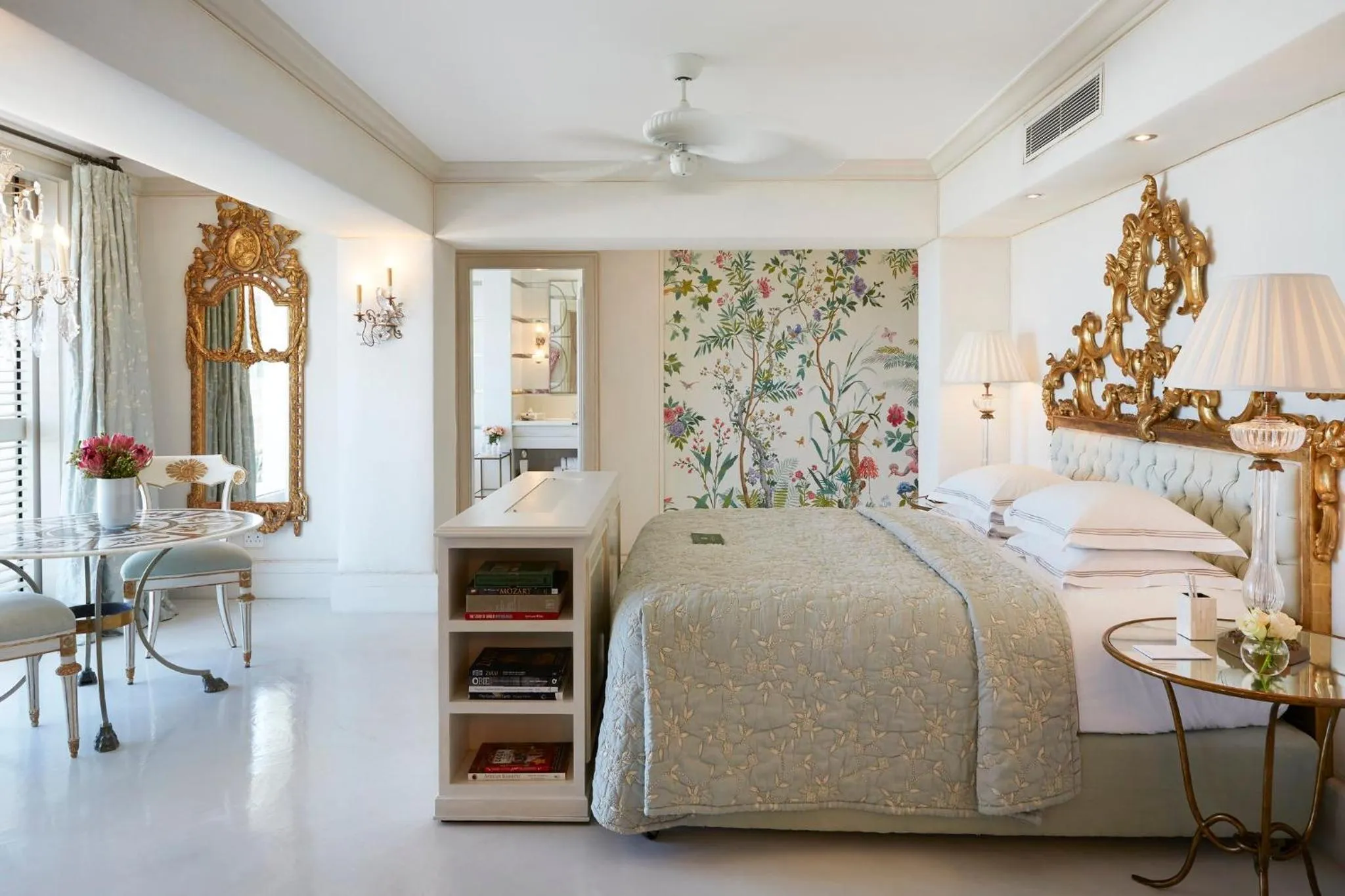 Bedroom, Bed in The Oyster Box