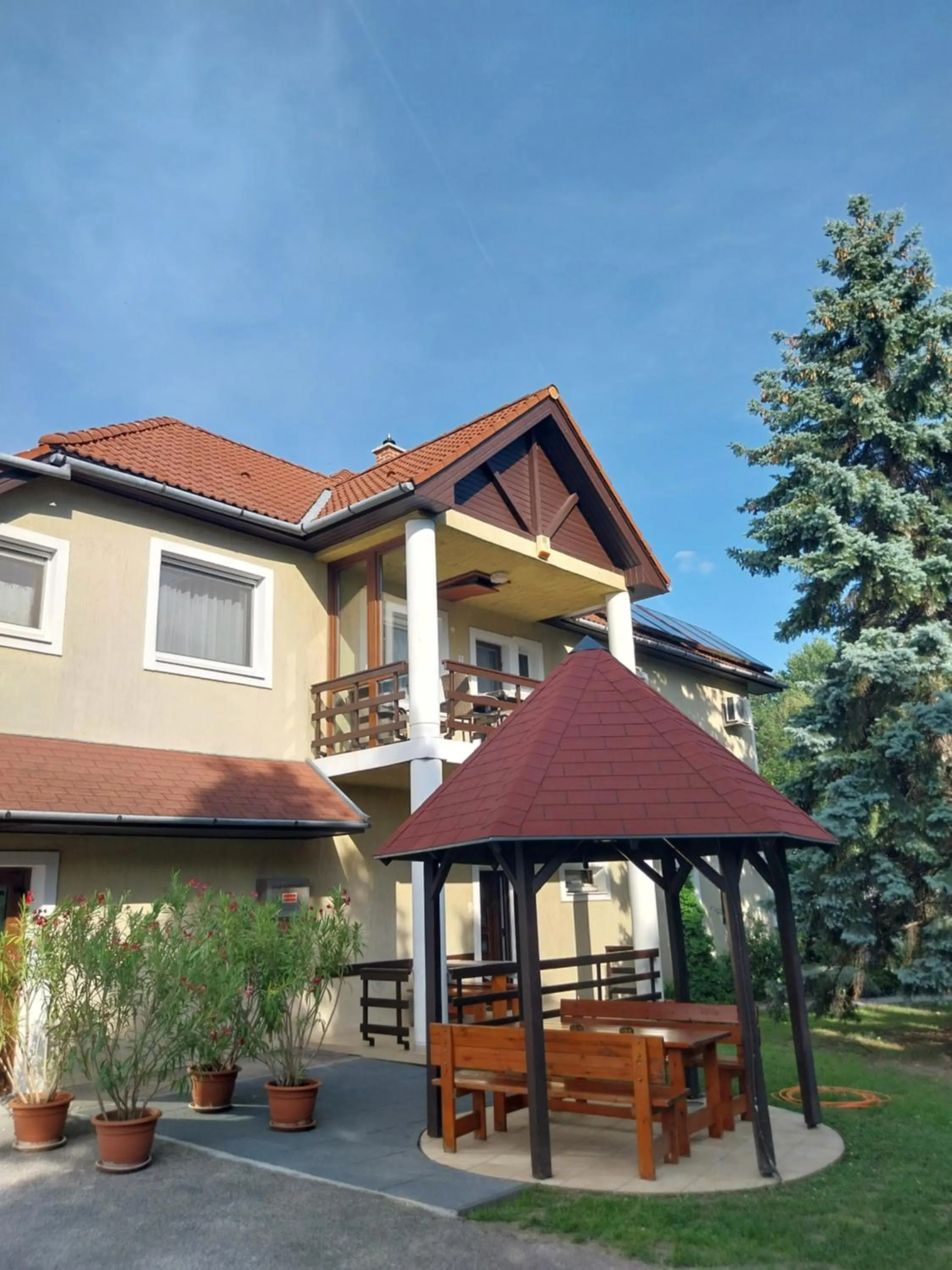 Property building in See Vendégház - Siófok