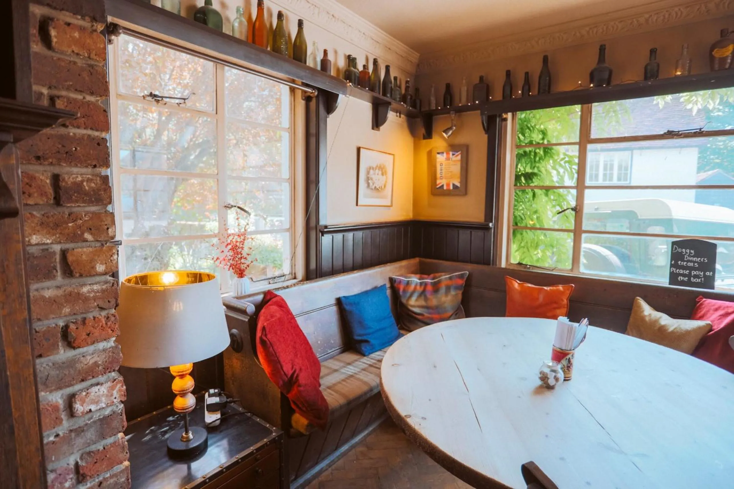 Restaurant/places to eat in The Thomas Lord