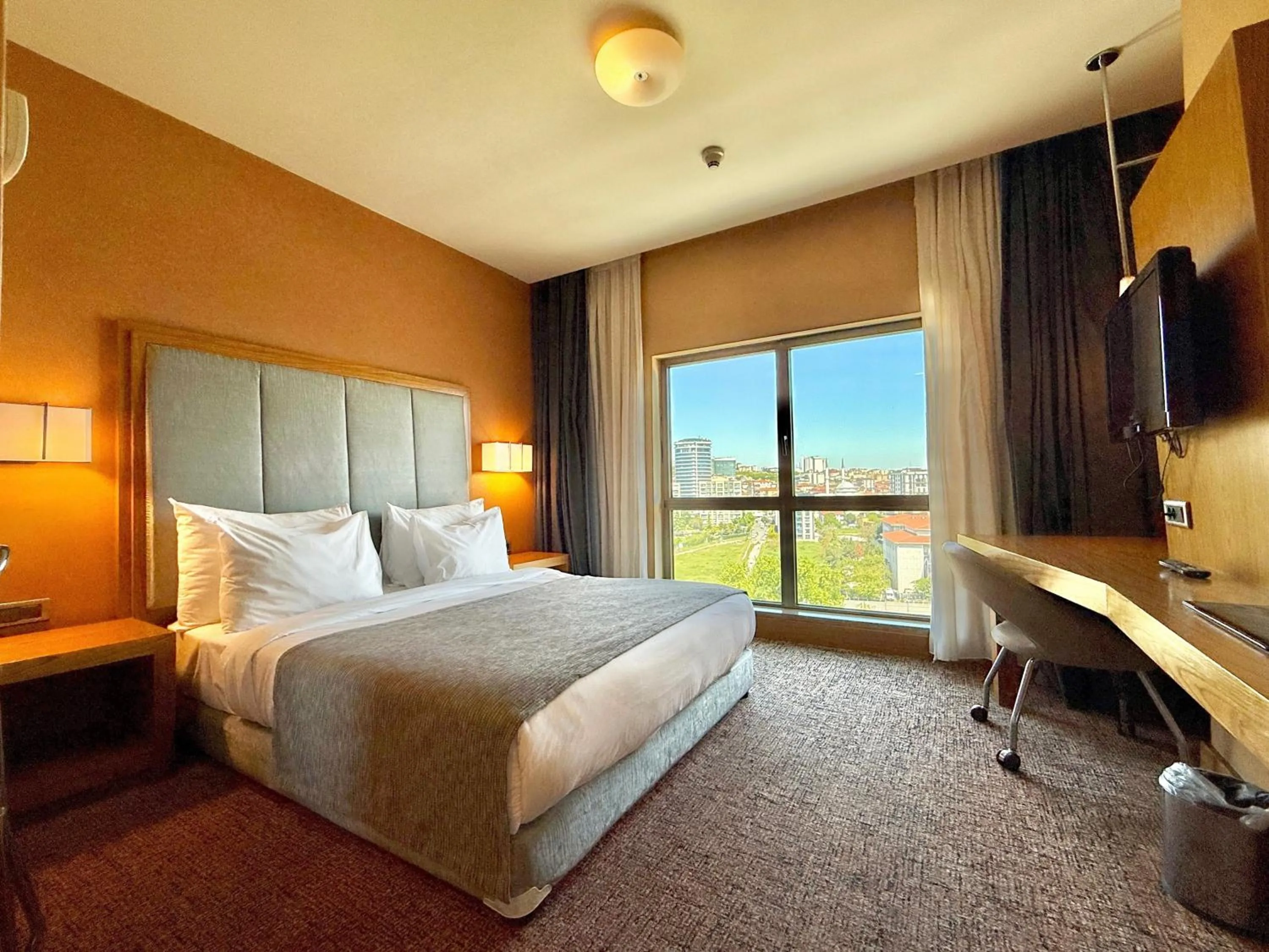 Bedroom, Bed in The Green Park Pendik