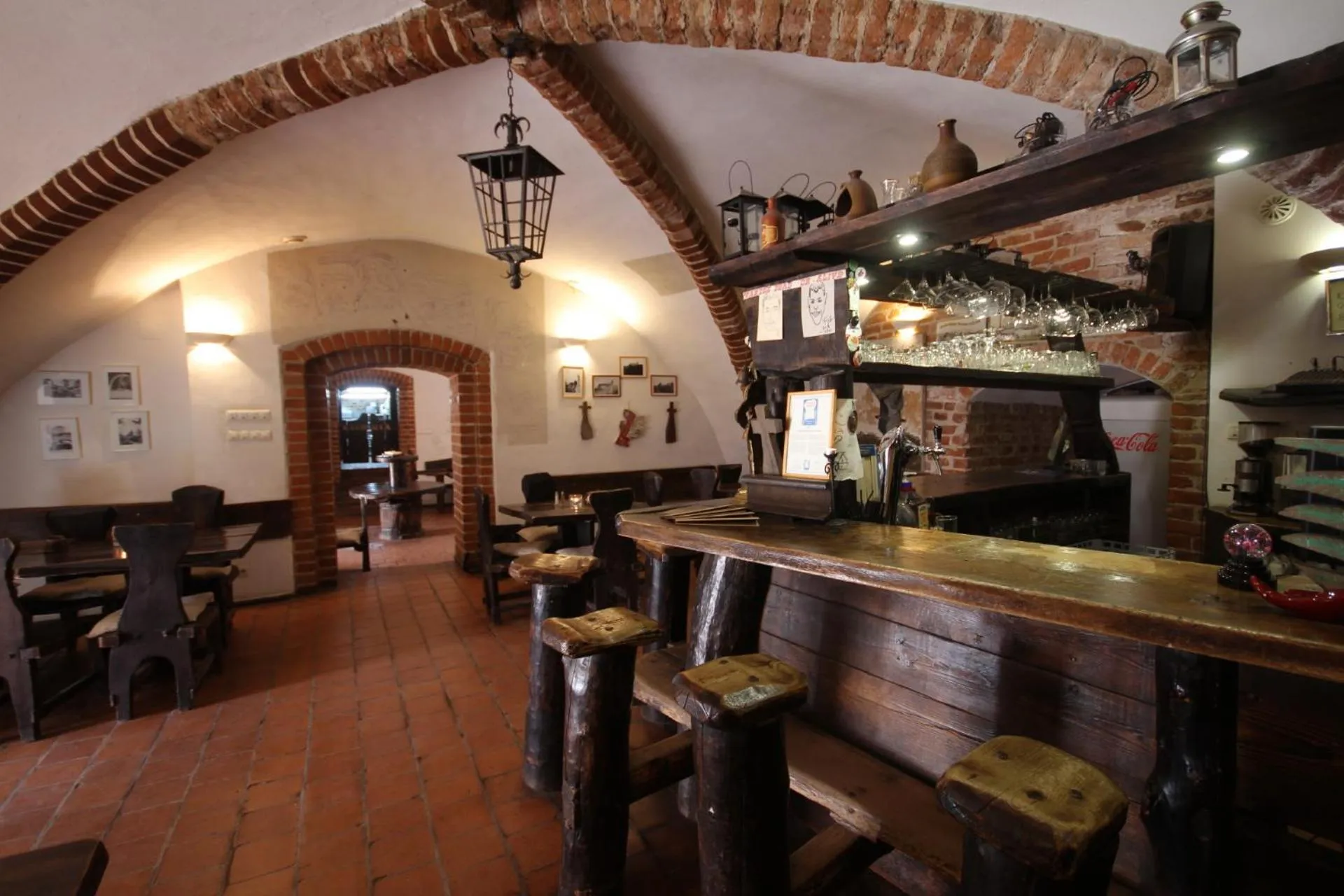 Restaurant/places to eat in Zamek Reszel