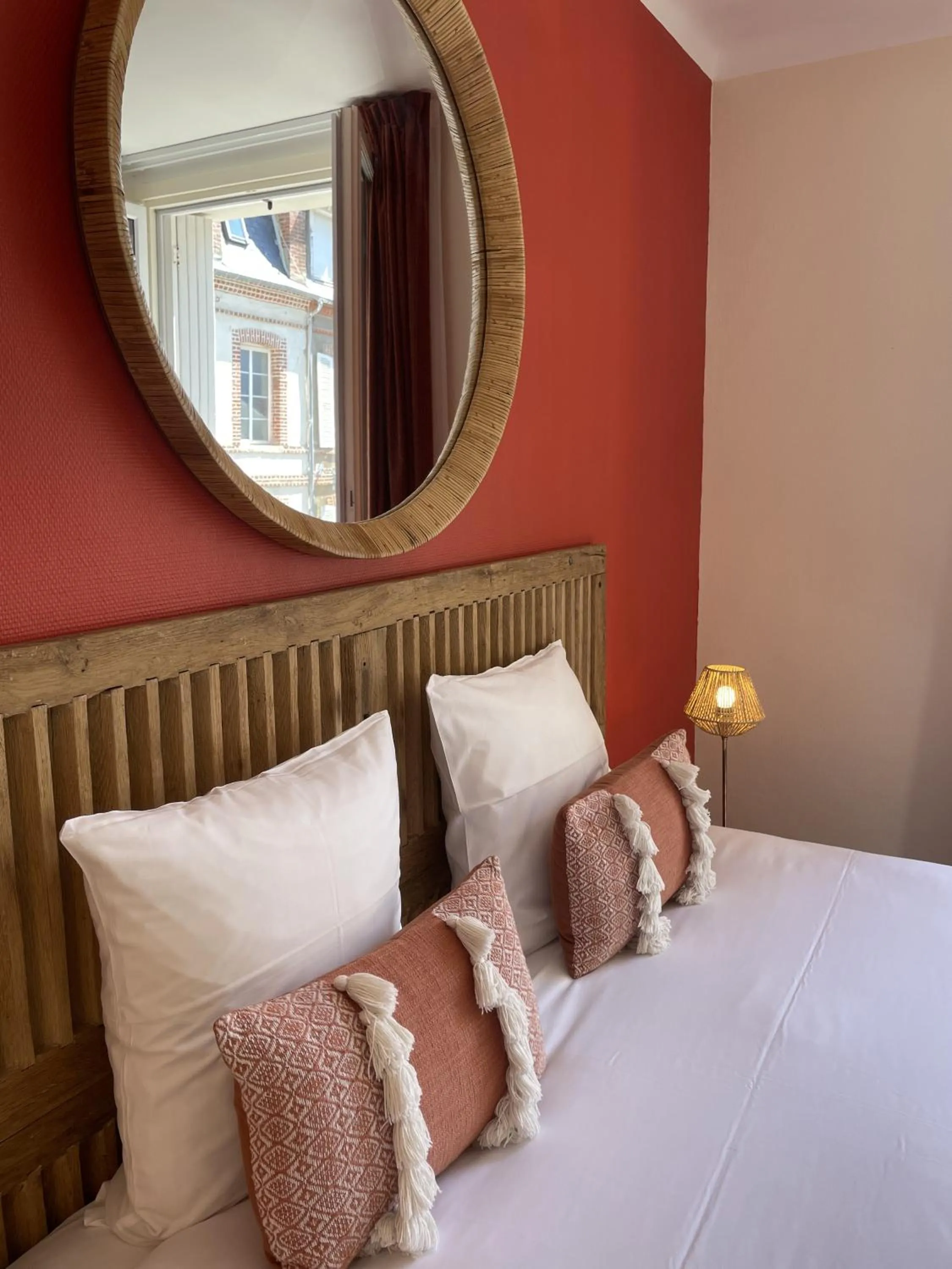 Bed in Le Trouville - Hôtel de Charme