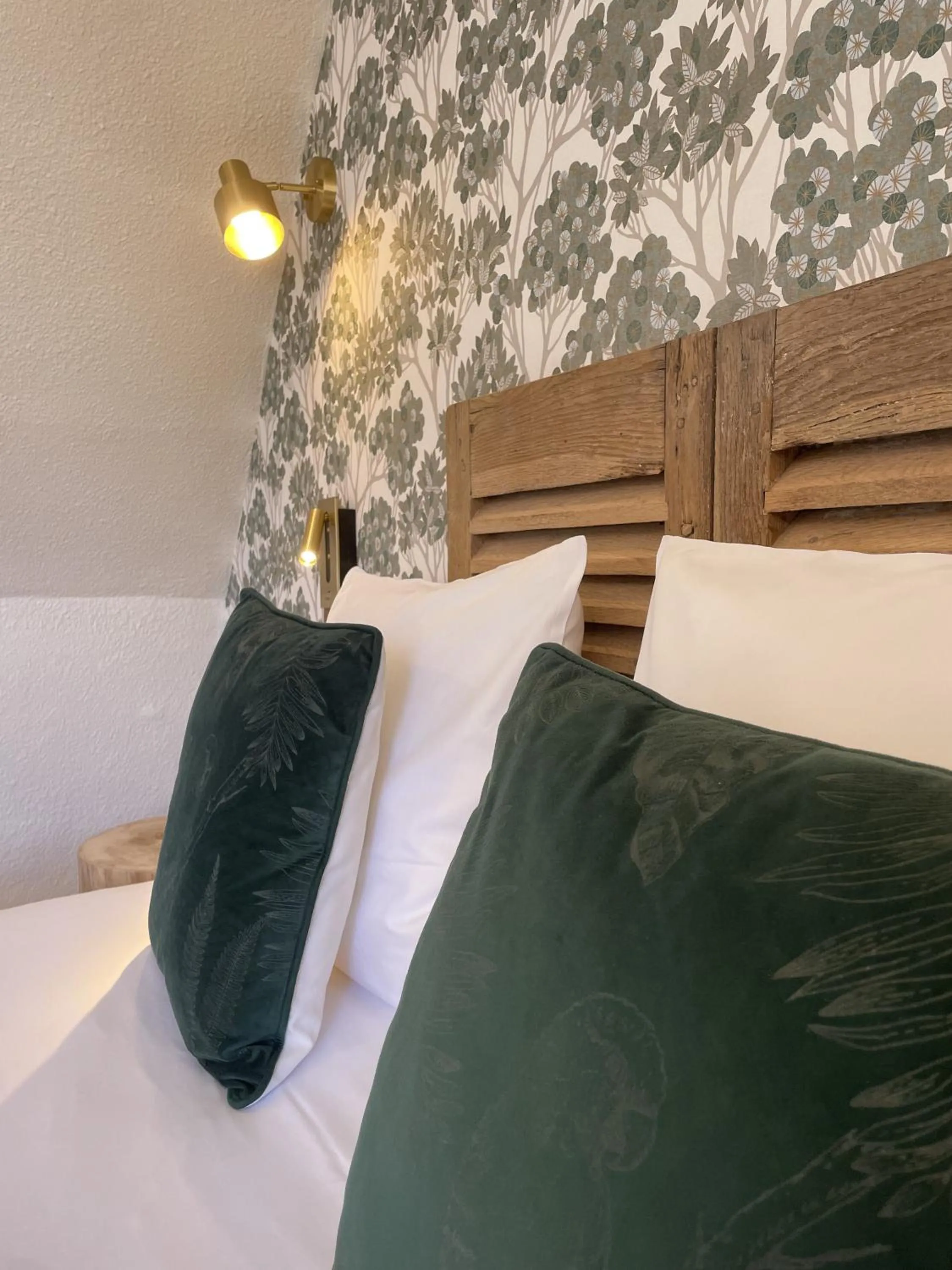 Bedroom, Bed in Le Trouville - Hôtel de Charme