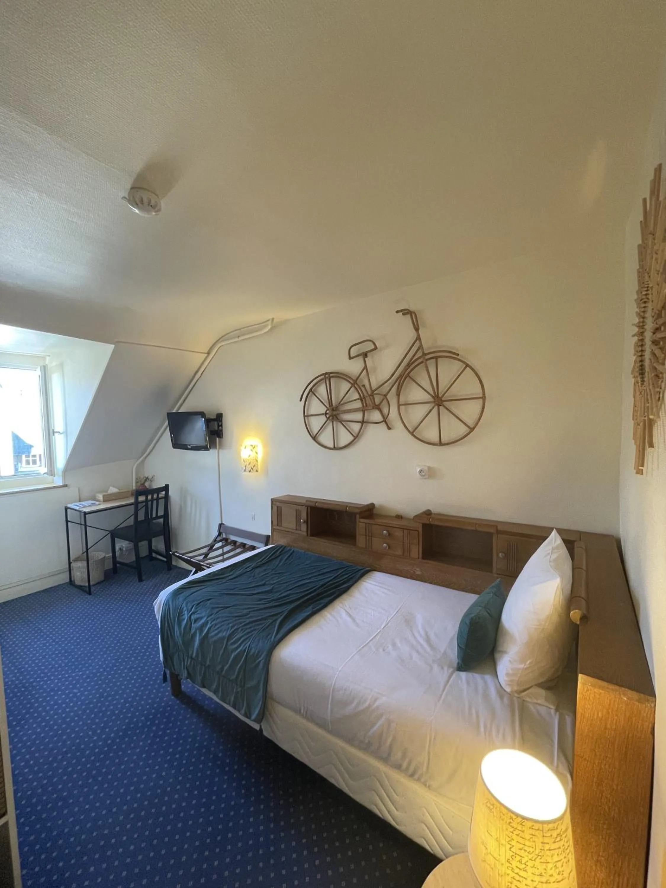 Bed in Le Trouville - Hôtel de Charme