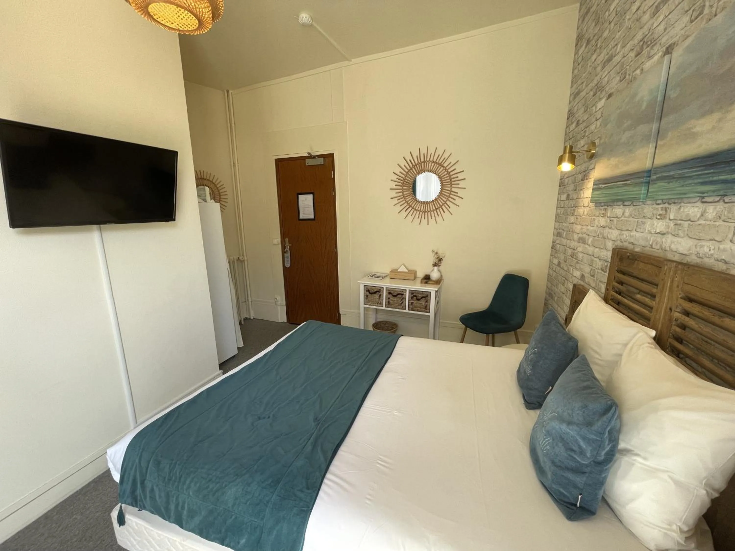 Bed in Le Trouville - Hôtel de Charme