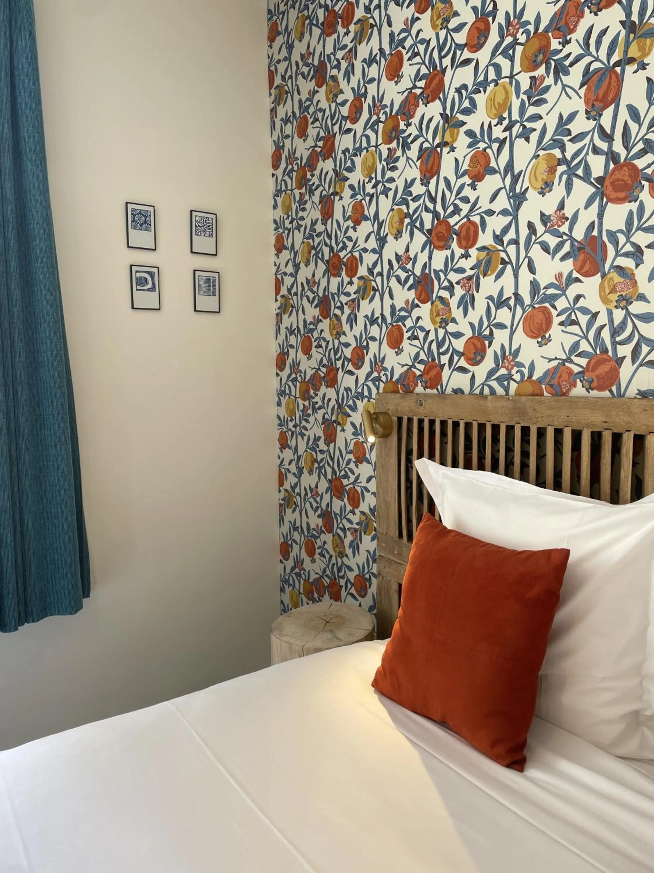 Bed in Le Trouville - Hôtel de Charme