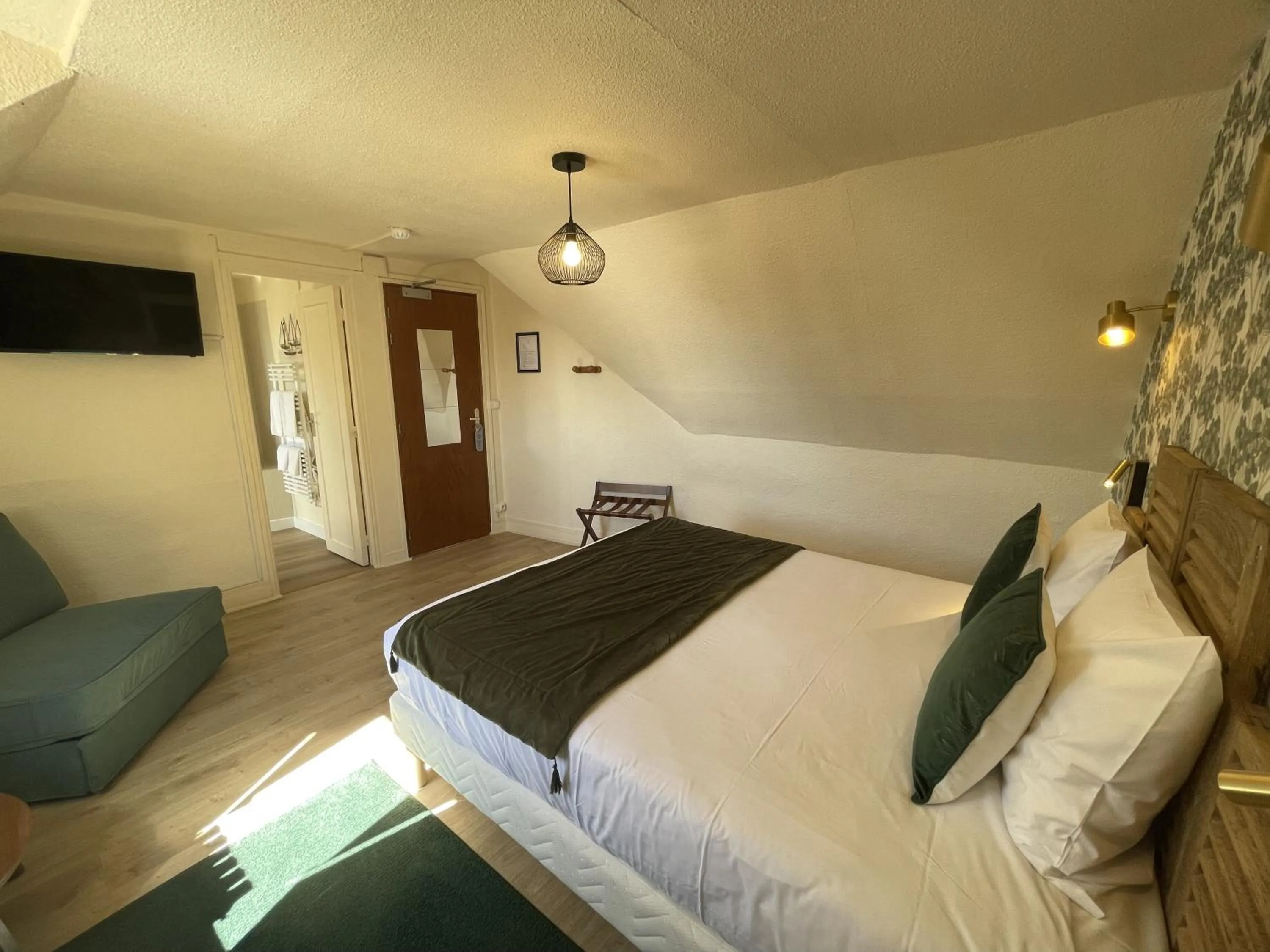 Bed in Le Trouville - Hôtel de Charme