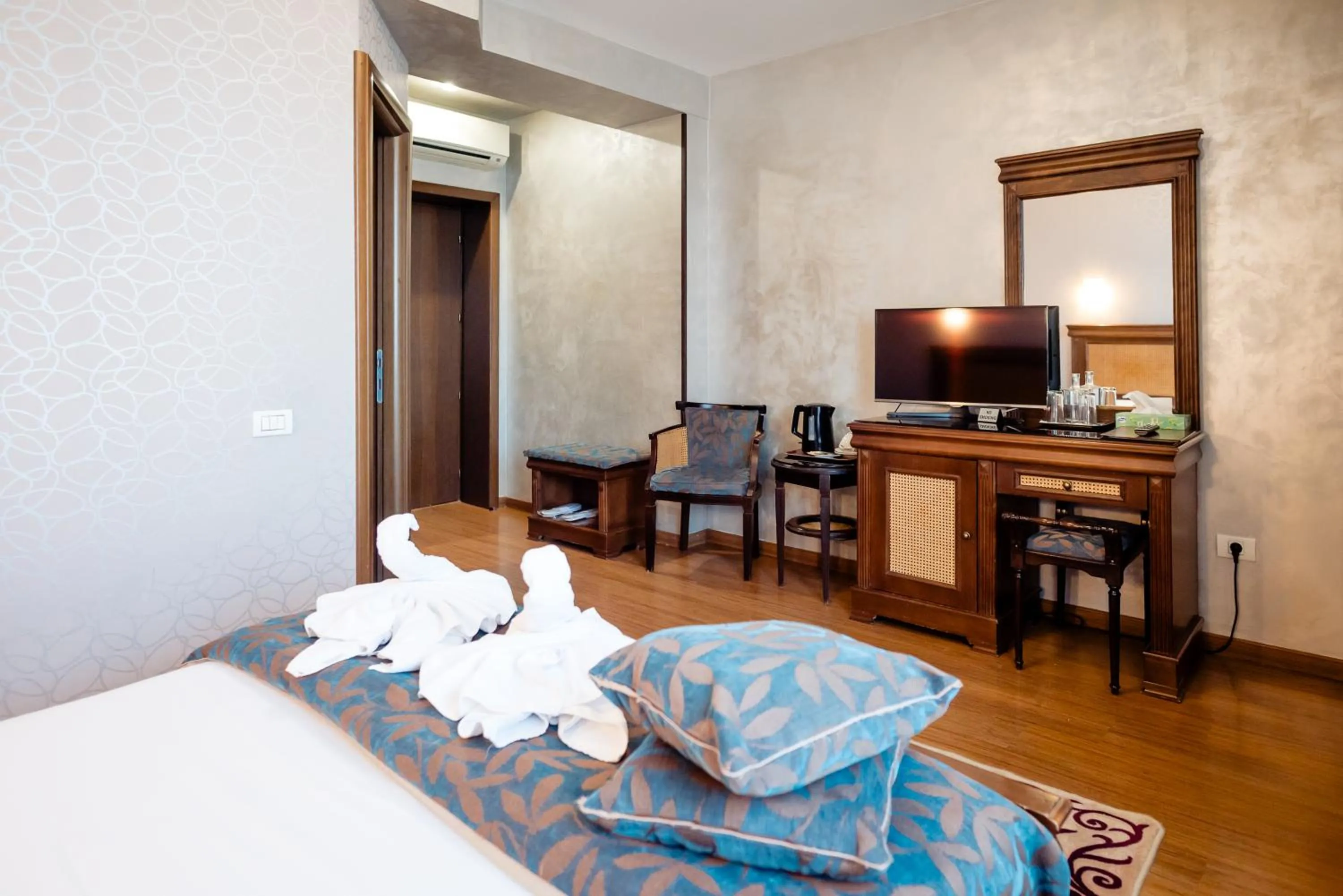 Bed in Acapulco Hotel