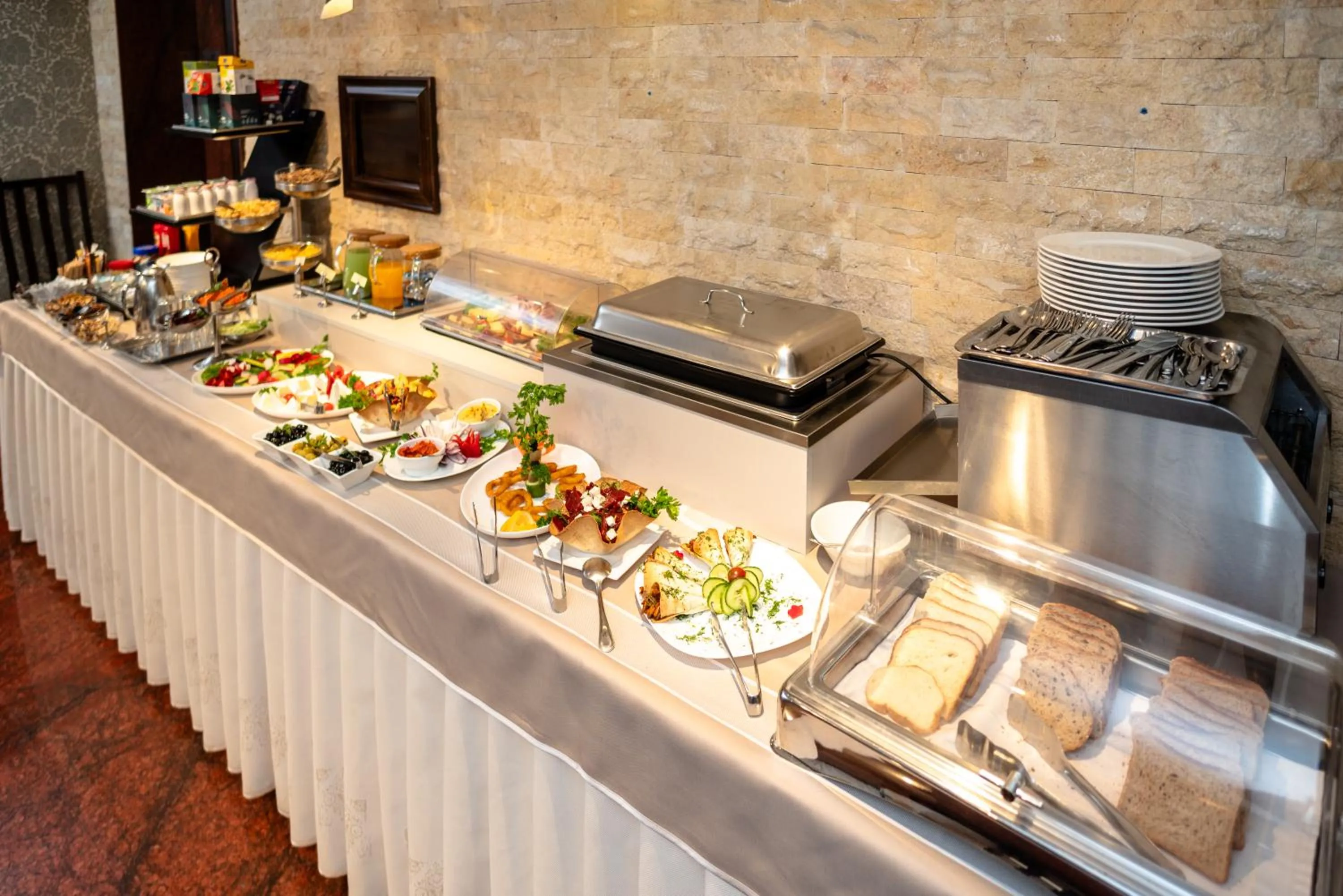 Buffet breakfast in Acapulco Hotel