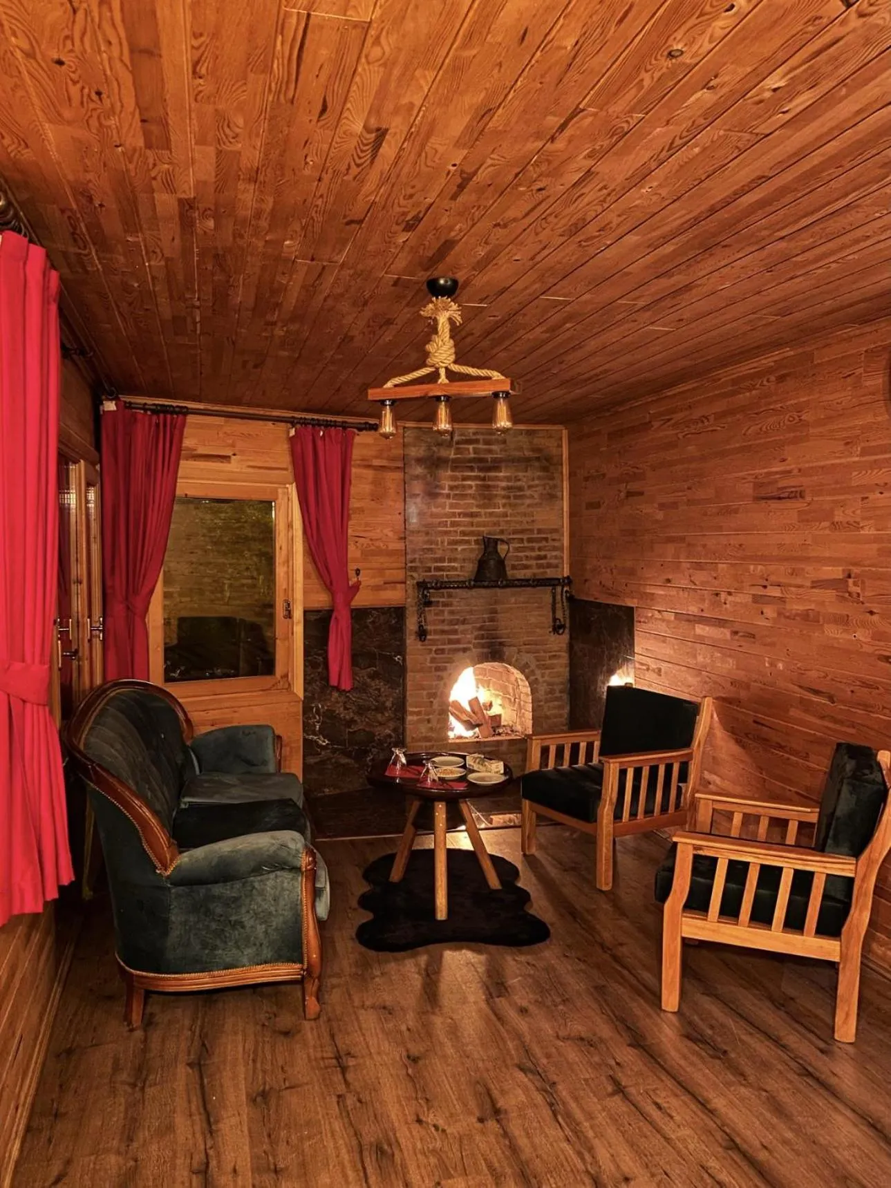 Seyr-i Cennet Dag Evleri