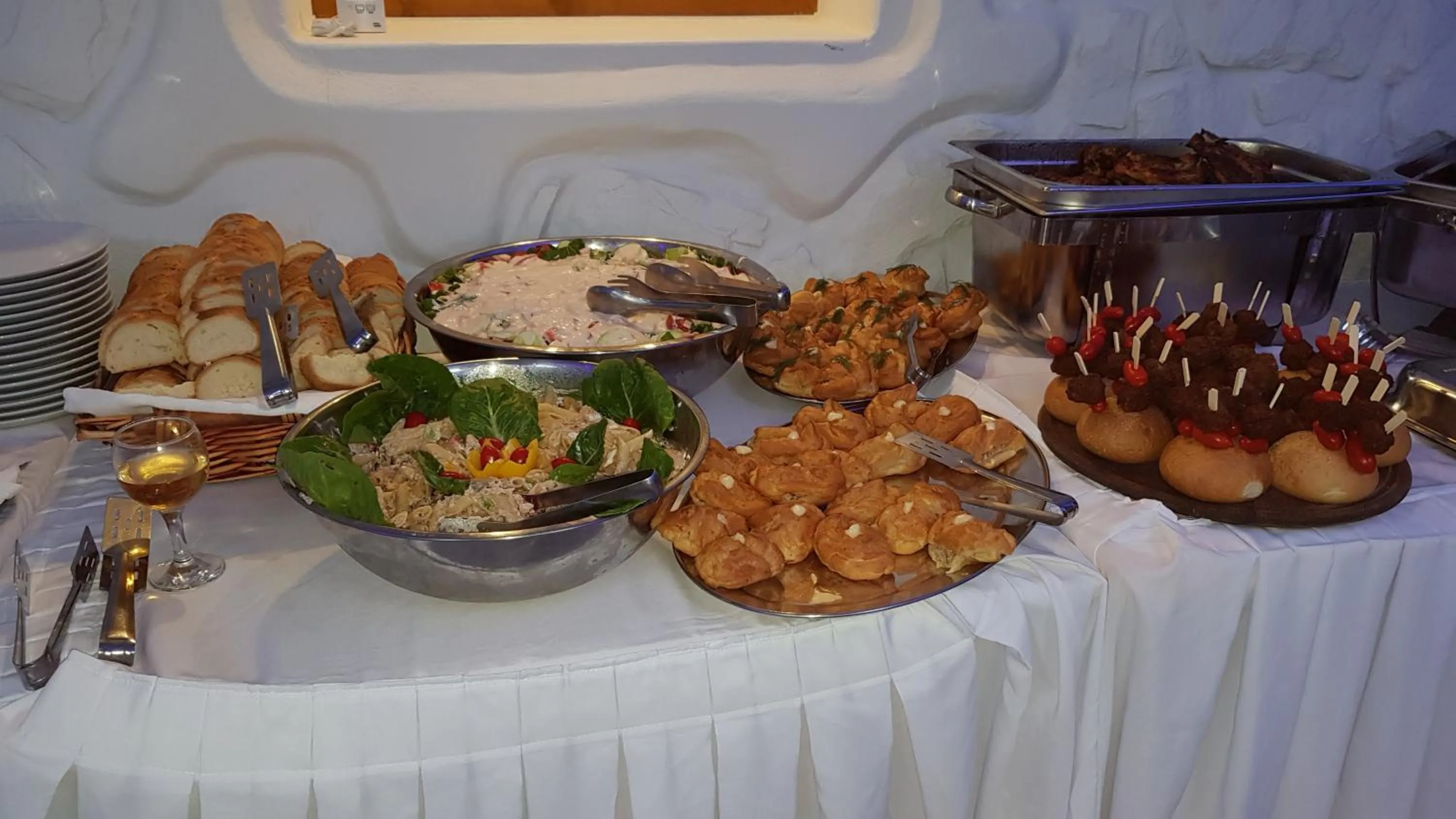 Food in Golden Sun Hotel