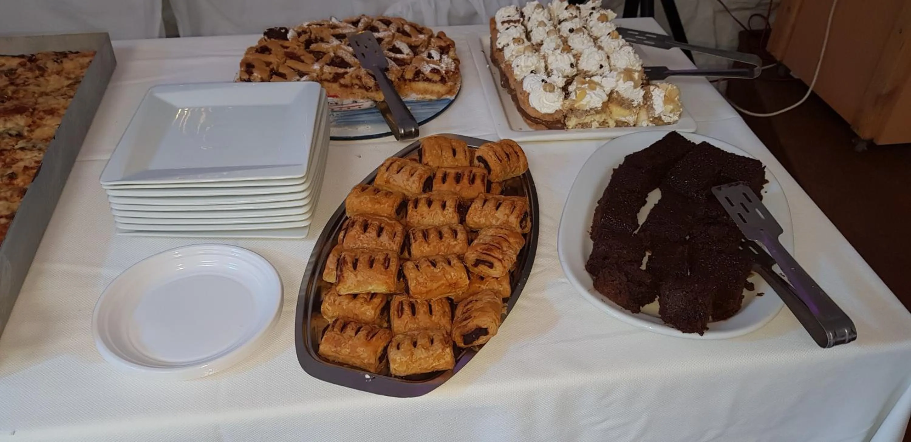 Food in Golden Sun Hotel