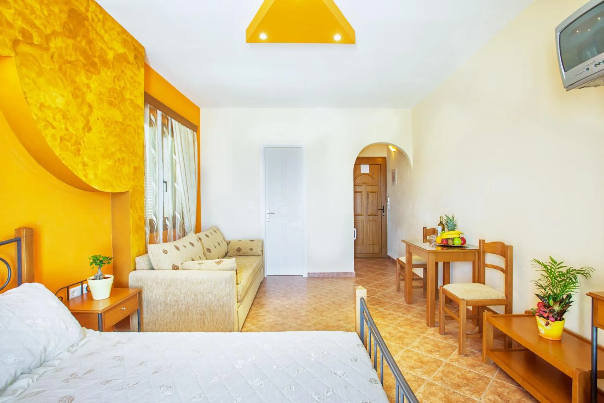 TV and multimedia, Bed in Golden Sun Hotel