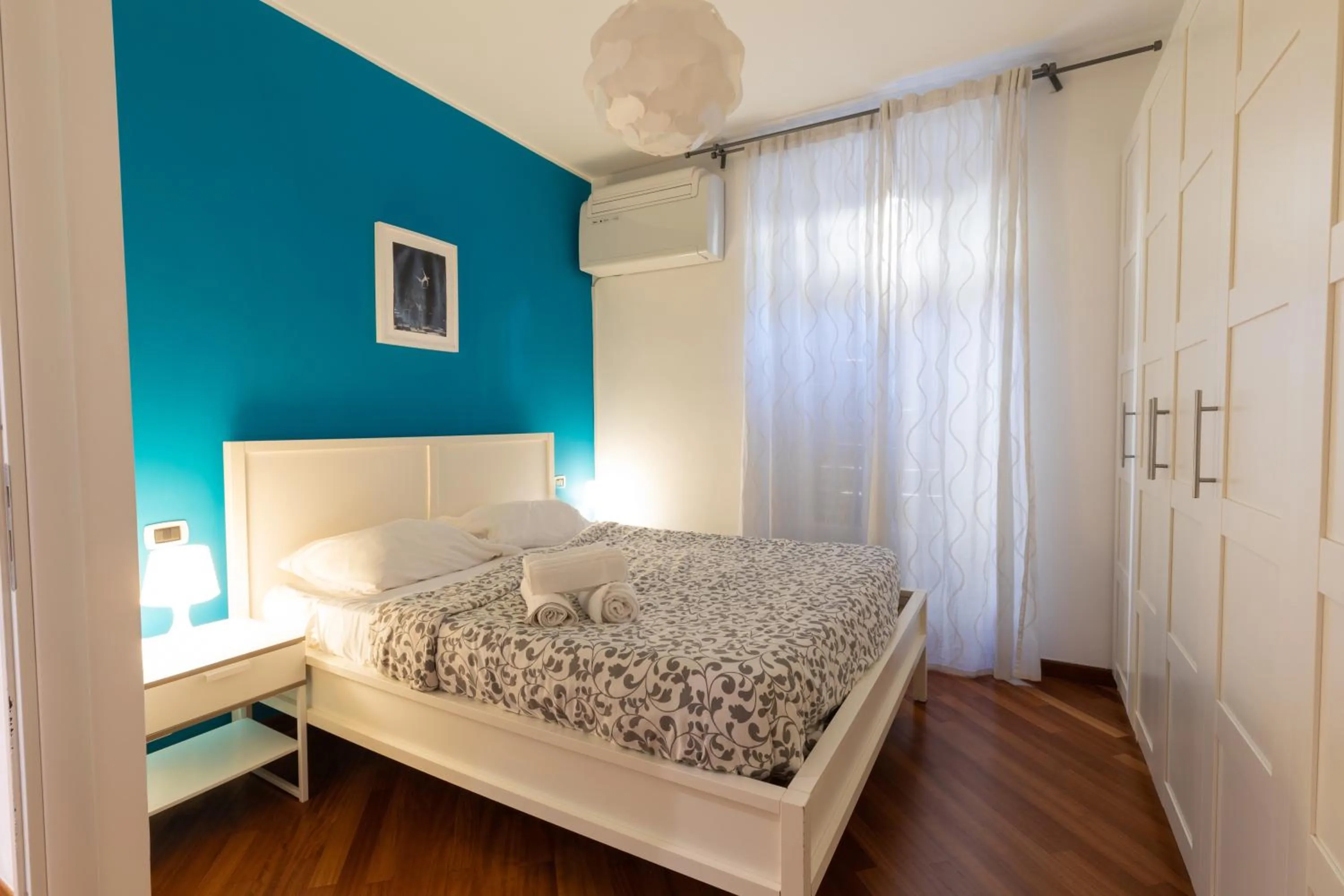 Bedroom, Bed in Borgo Vittorio St. Peter Apartments