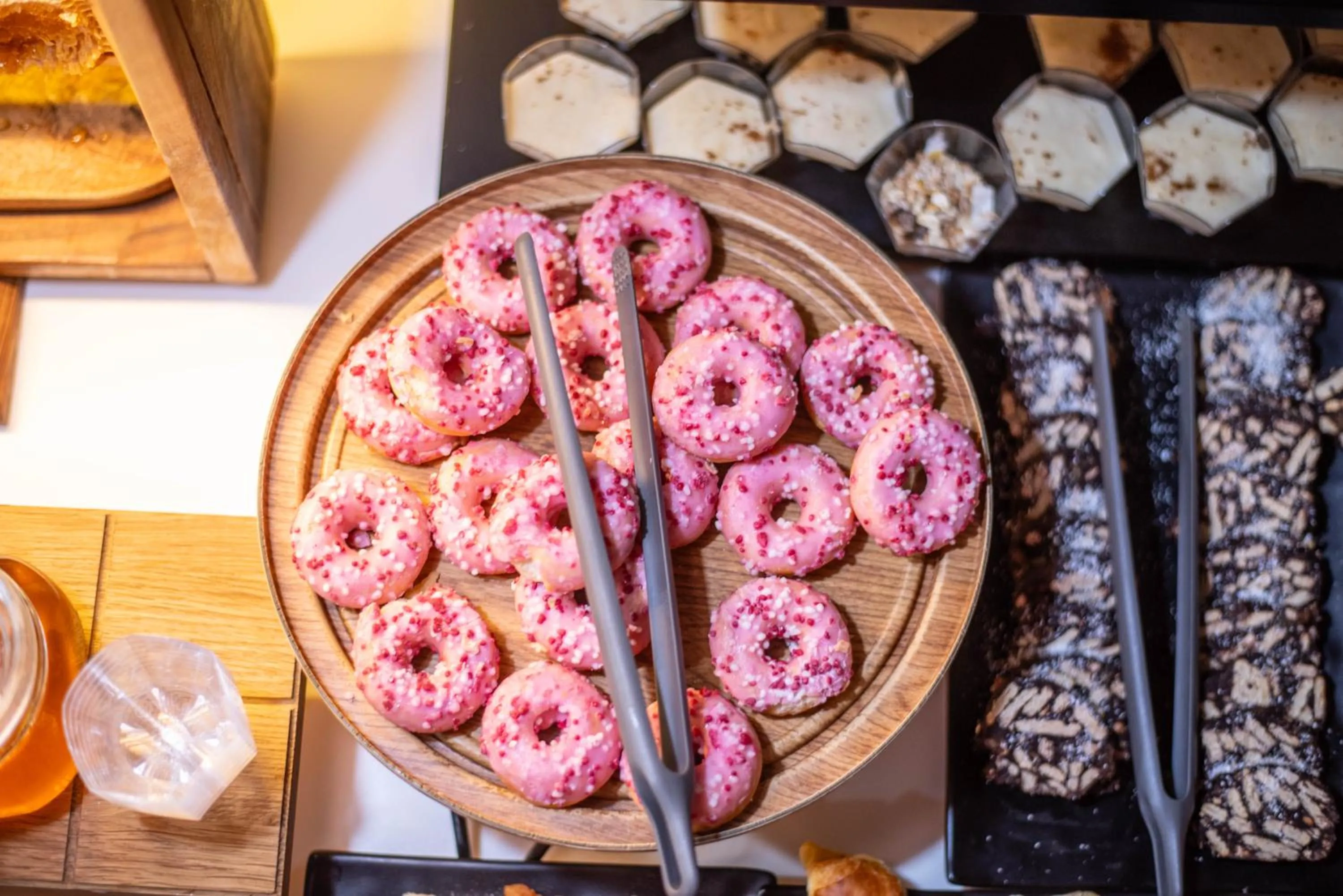Buffet breakfast in Hotel Carpathia