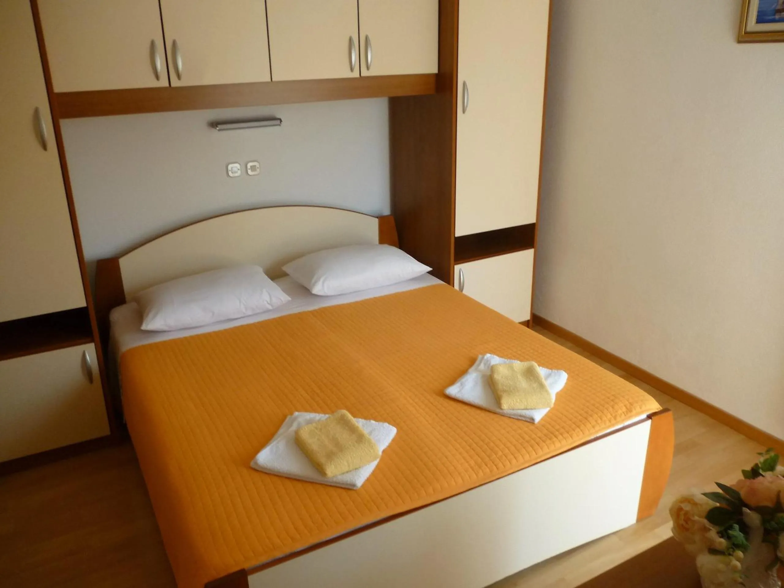 Bed in Apartments Pjer
