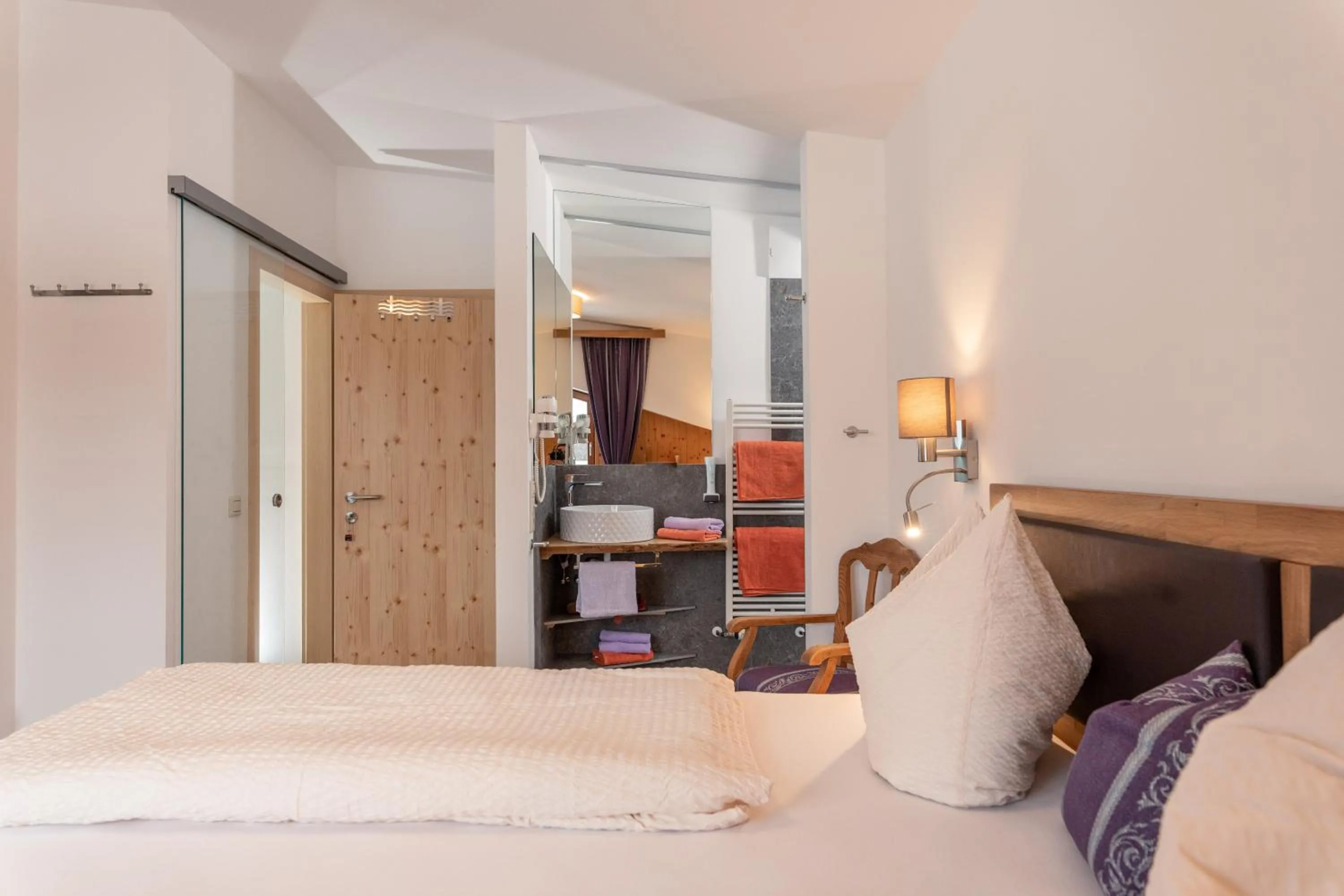 Bedroom, Bed in Wellnesshaus Reichelt