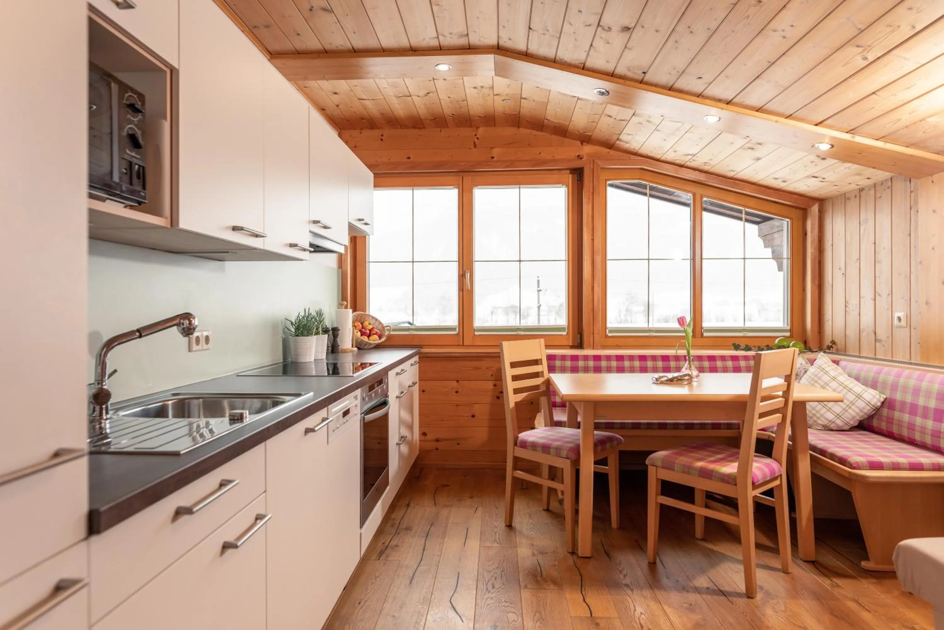 Kitchen or kitchenette in Wellnesshaus Reichelt