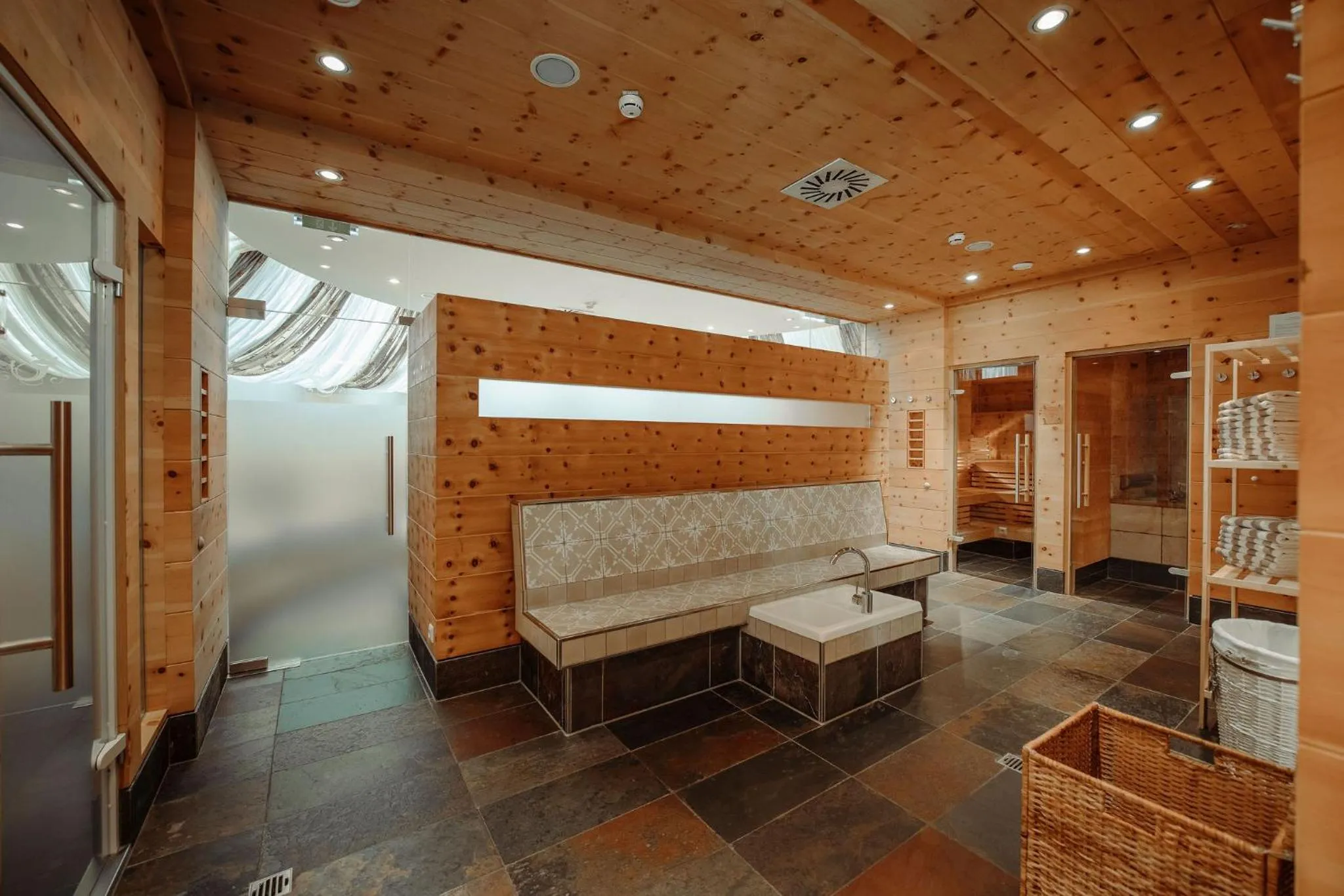 Spa and wellness centre/facilities in Hotel Alte Post