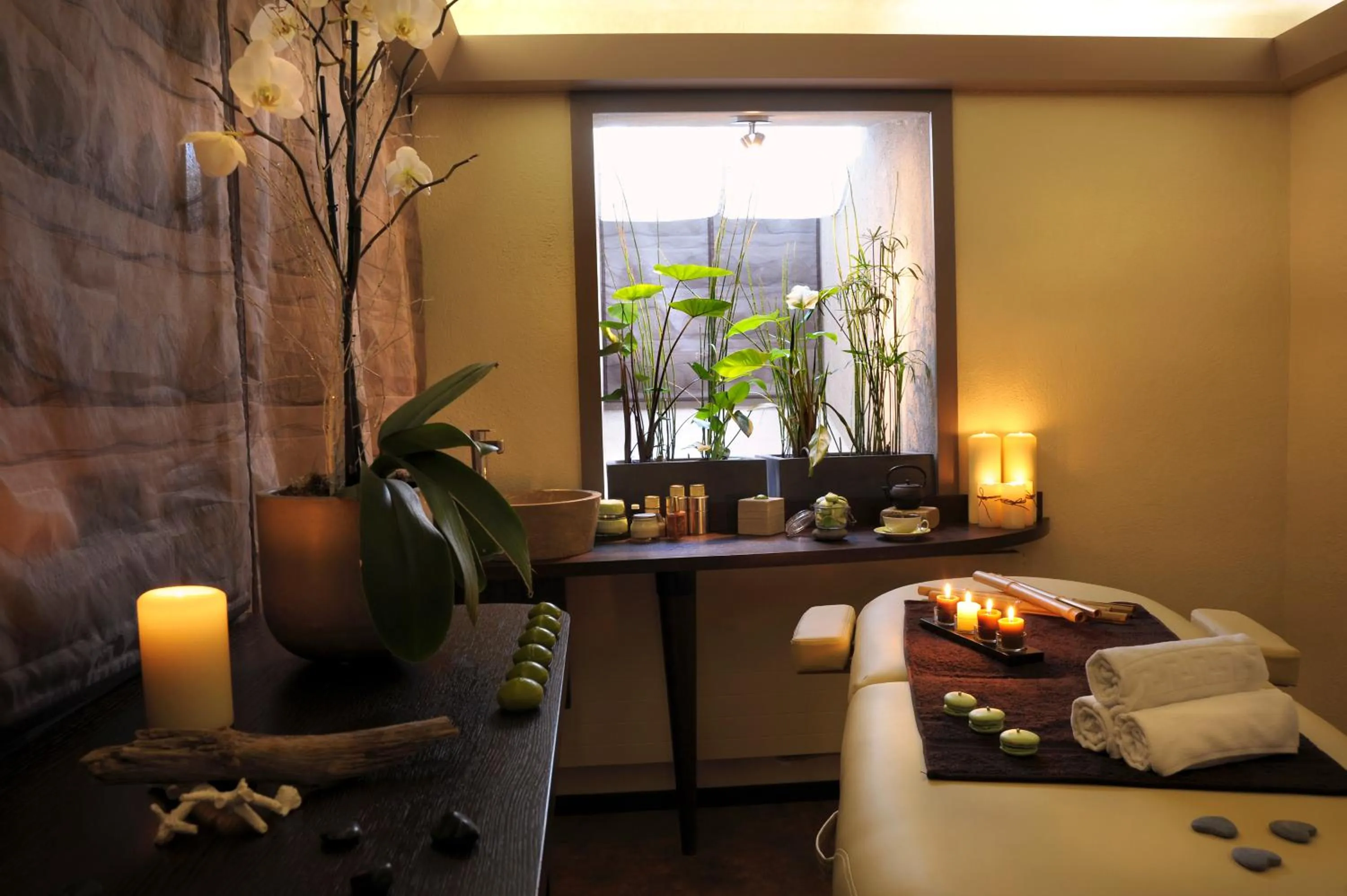 Spa and wellness centre/facilities, Bed in Hôtel L'Yeuse - Teritoria