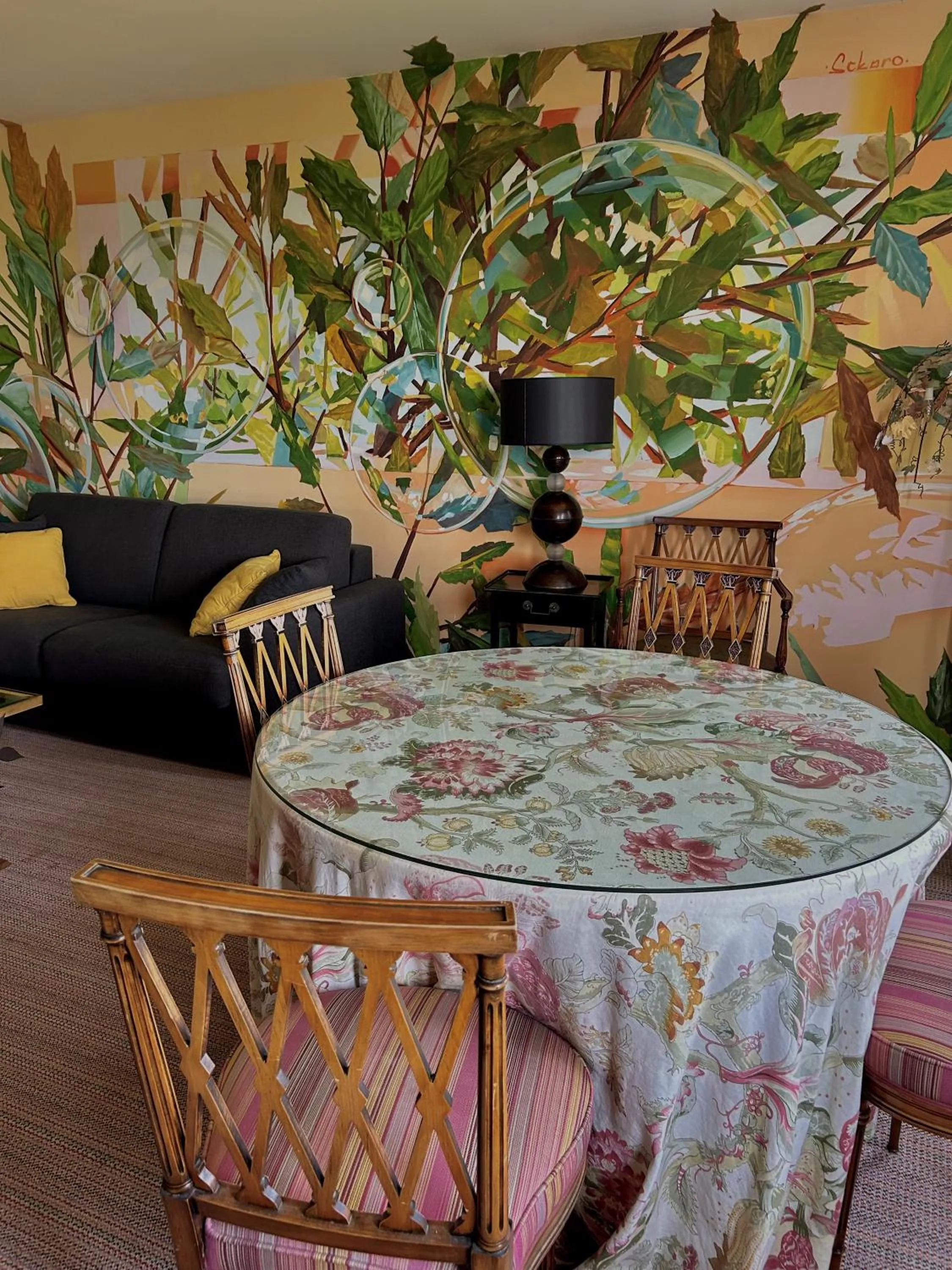 Seating area in Hôtel L'Yeuse - Teritoria