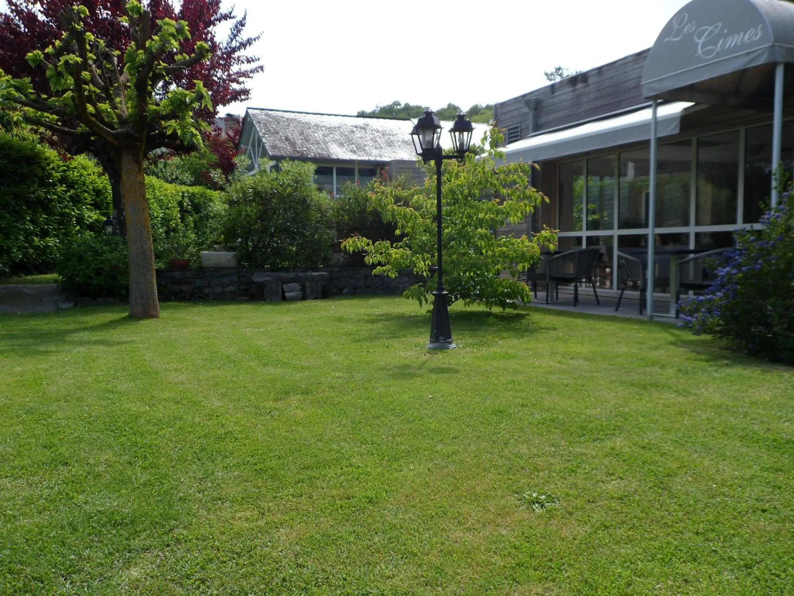 Day in Logis Hôtel Les Cimes