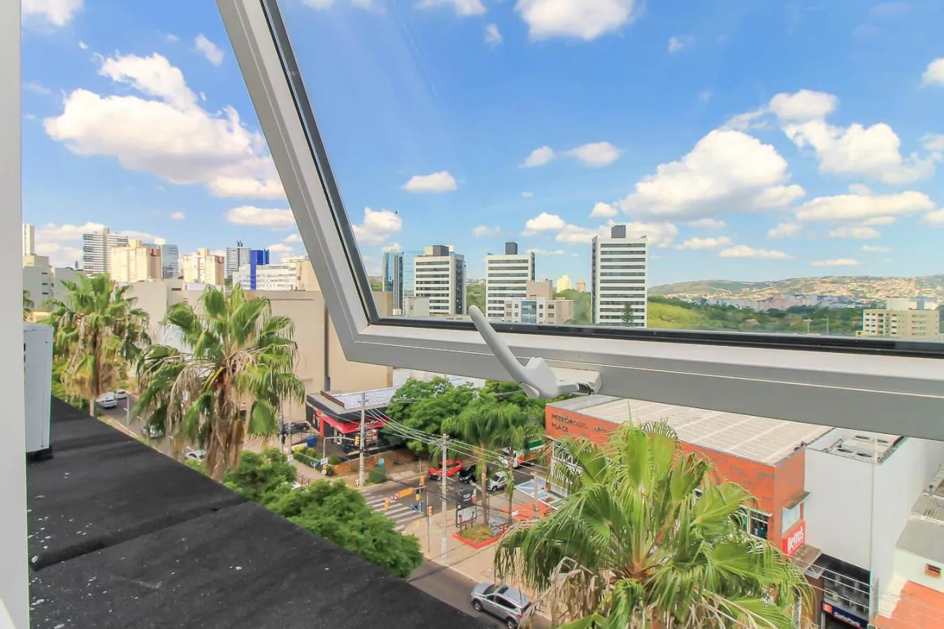 Day in Coral Trade Hotel