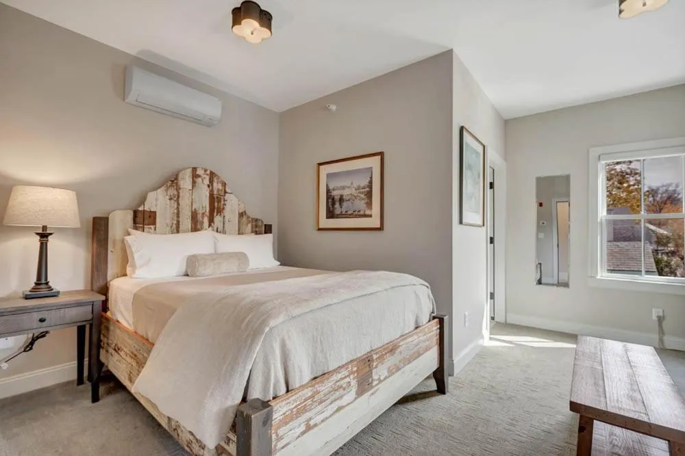 Bed in The Vermont House