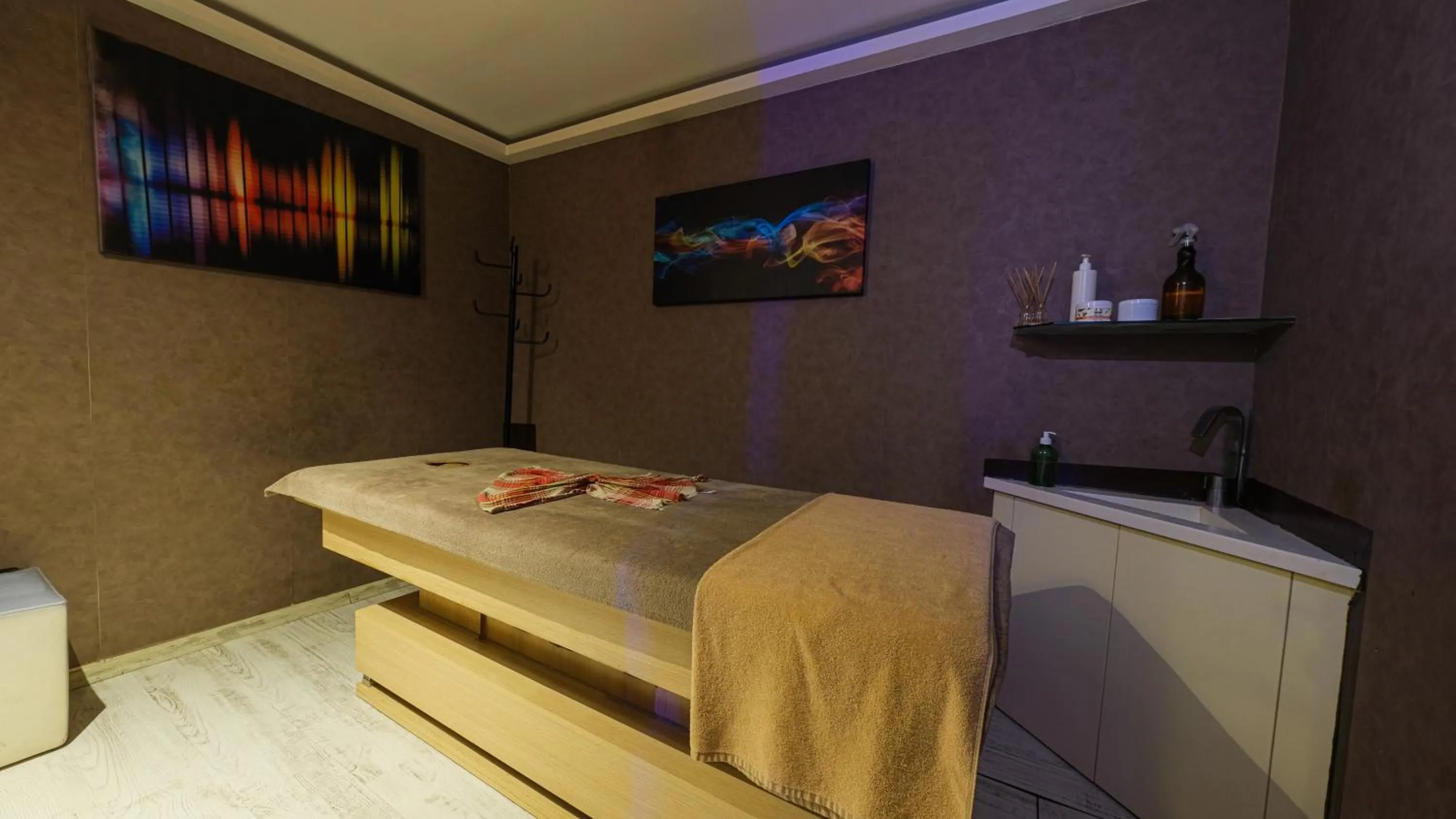 Massage, Bed in Endless Art Hotel-Special Category