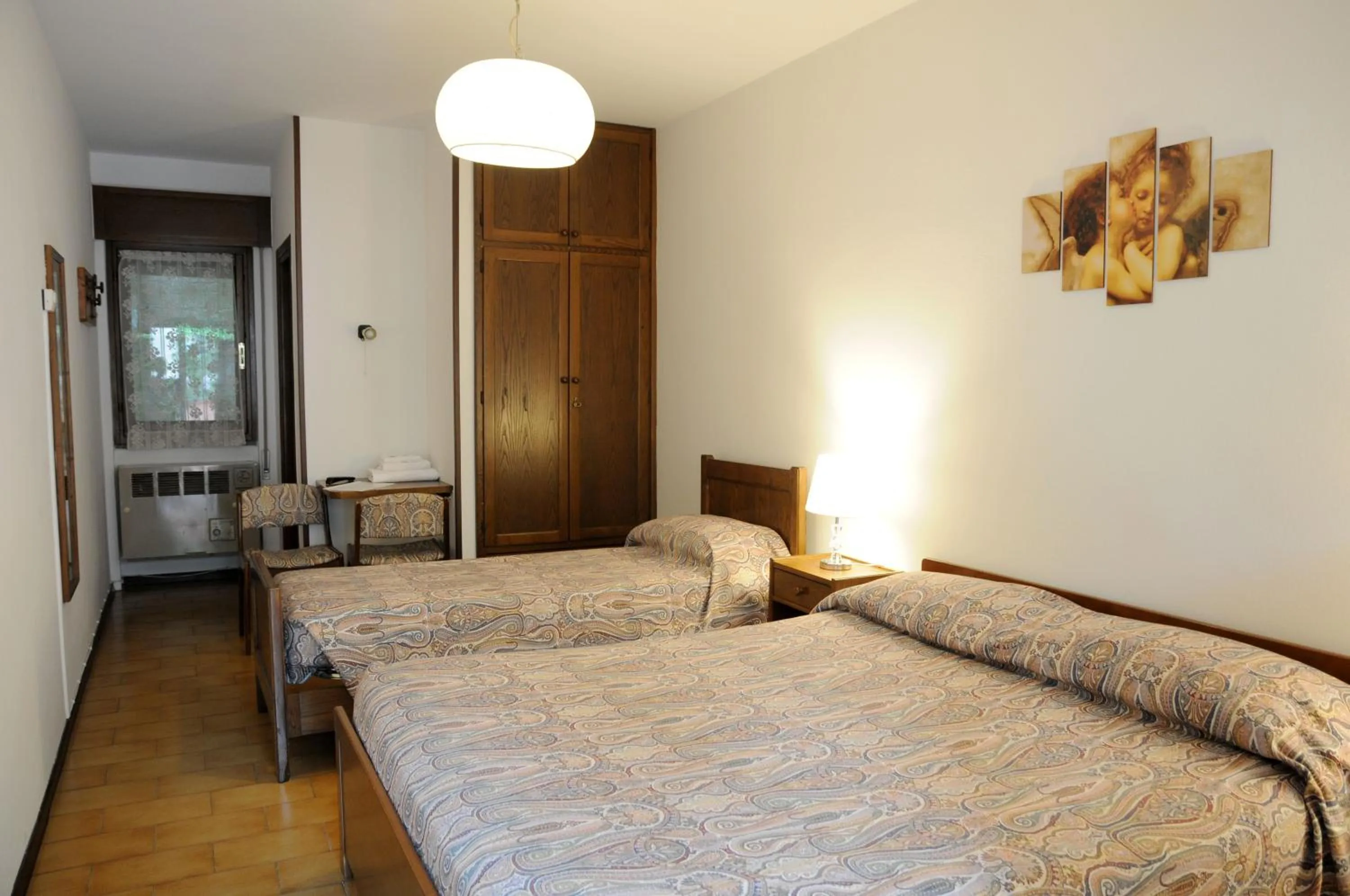 Photo of the whole room, Bed in Hotel Eternità
