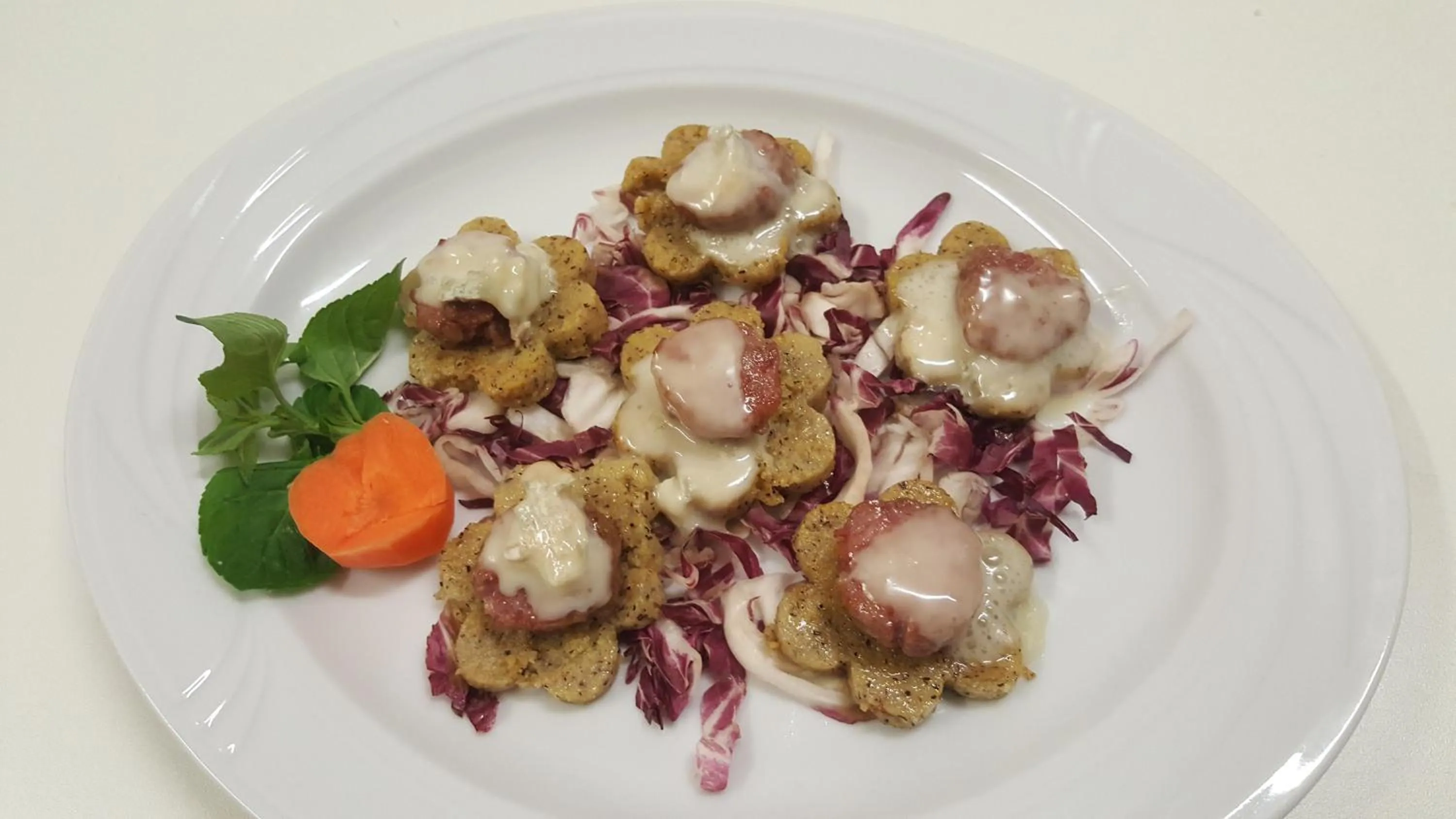 Restaurant/places to eat in Hotel Eternità