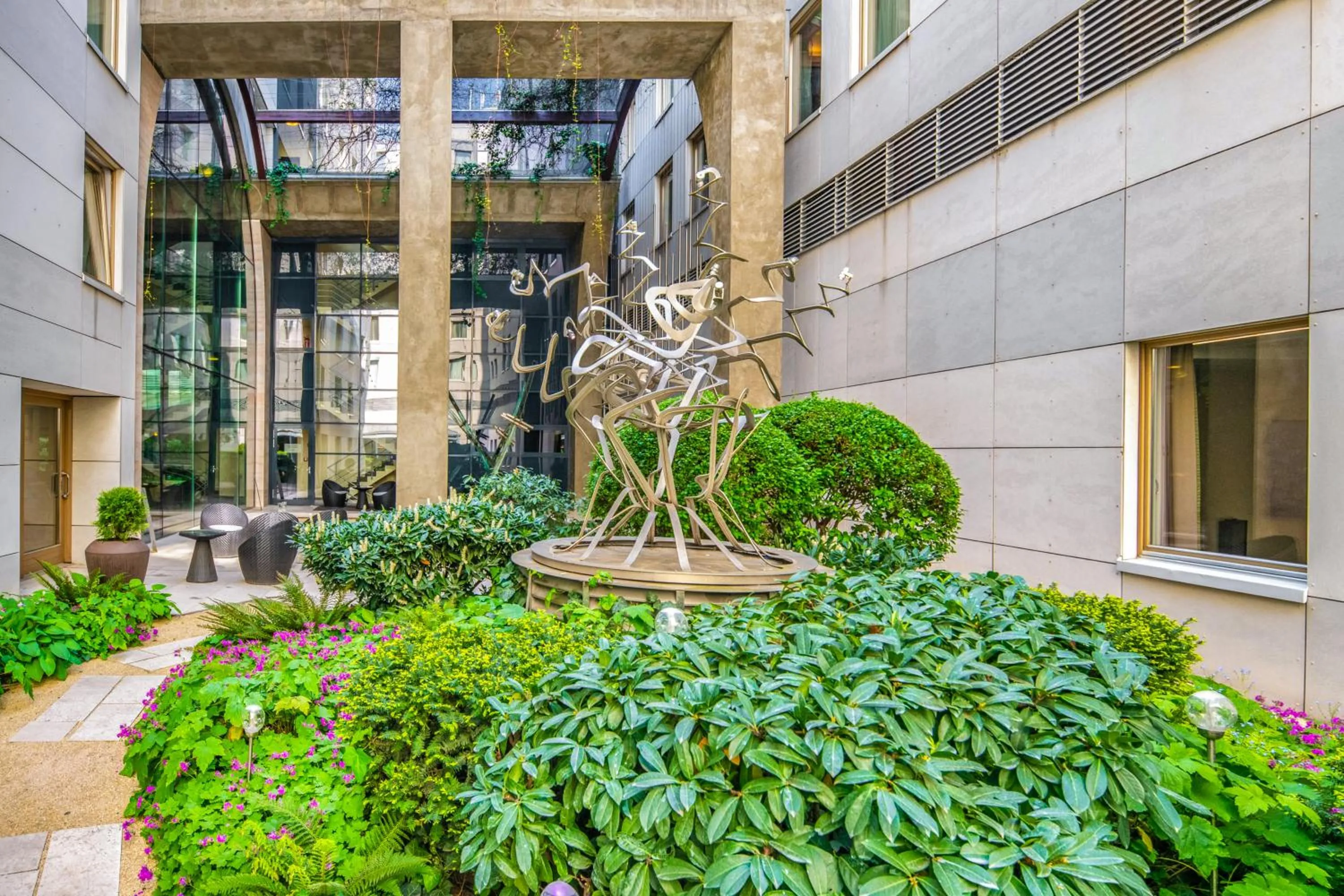 Property building in Continental Hotel Budapest