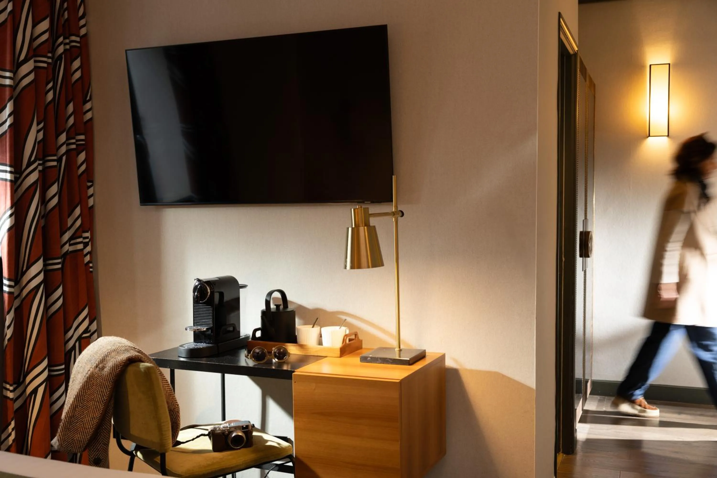 TV and multimedia in Hôtel Aoriste & Spa