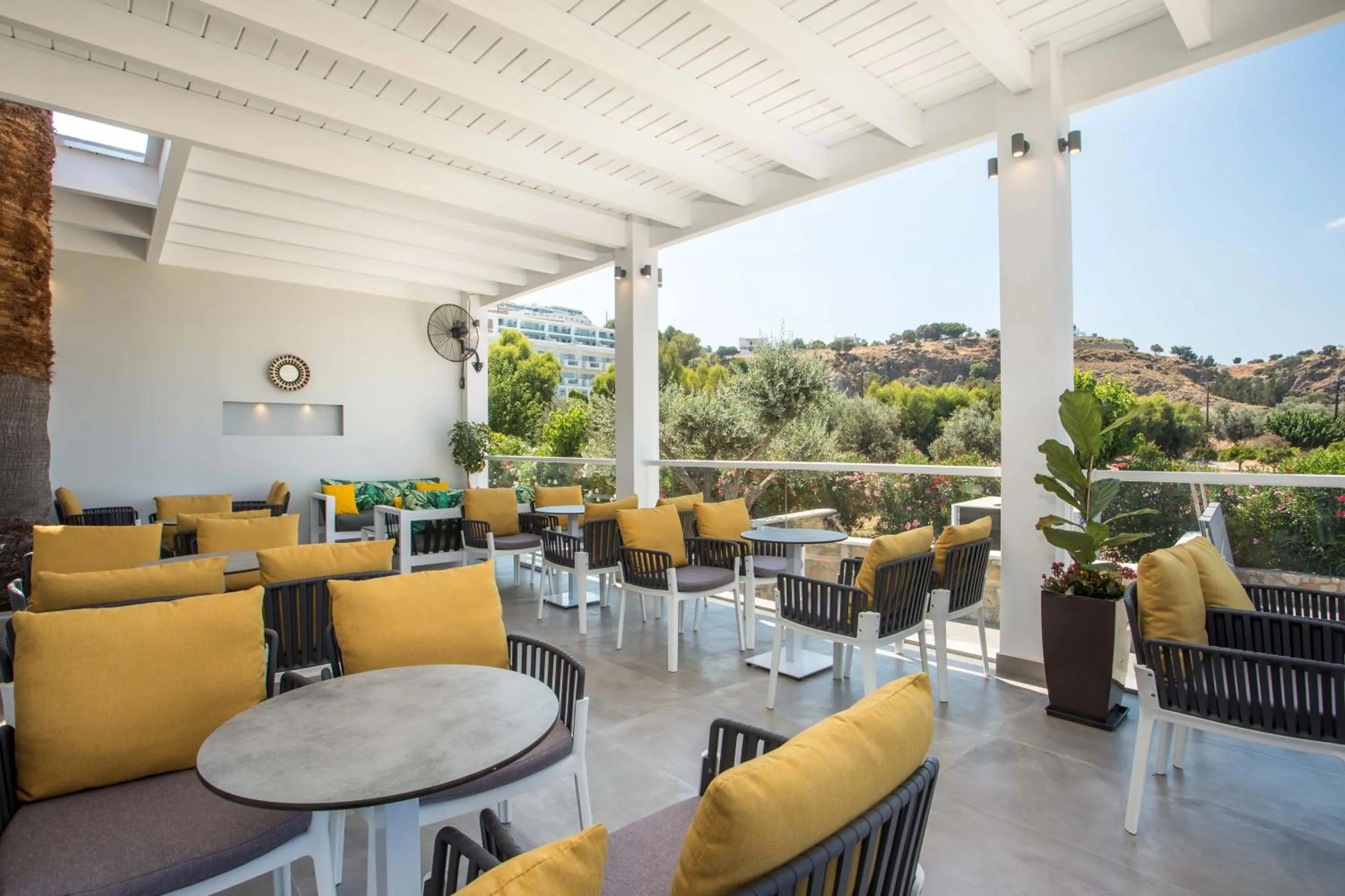 Lounge or bar in Lindos White Hotel & Suites