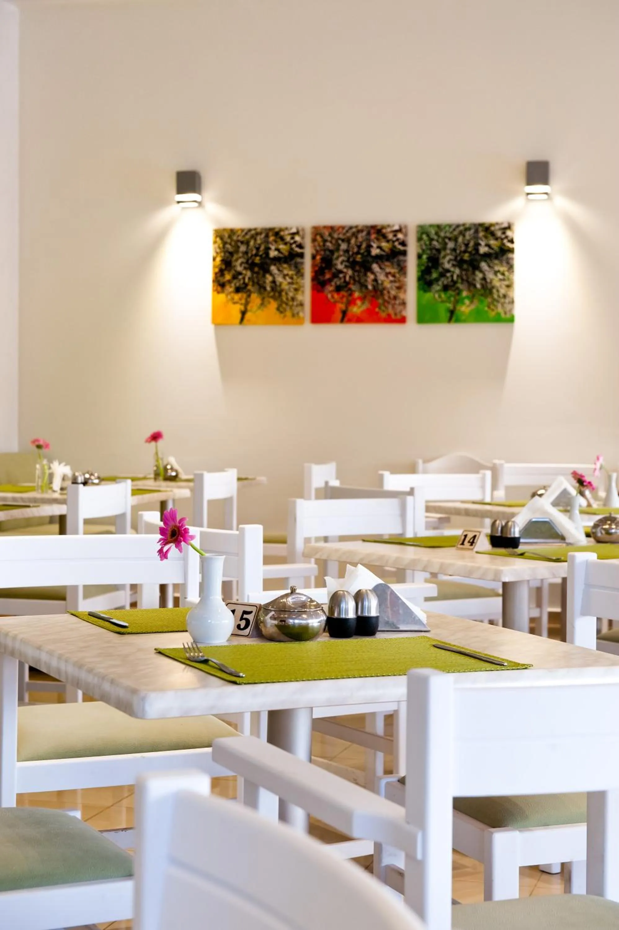 Restaurant/places to eat in Lindos White Hotel & Suites