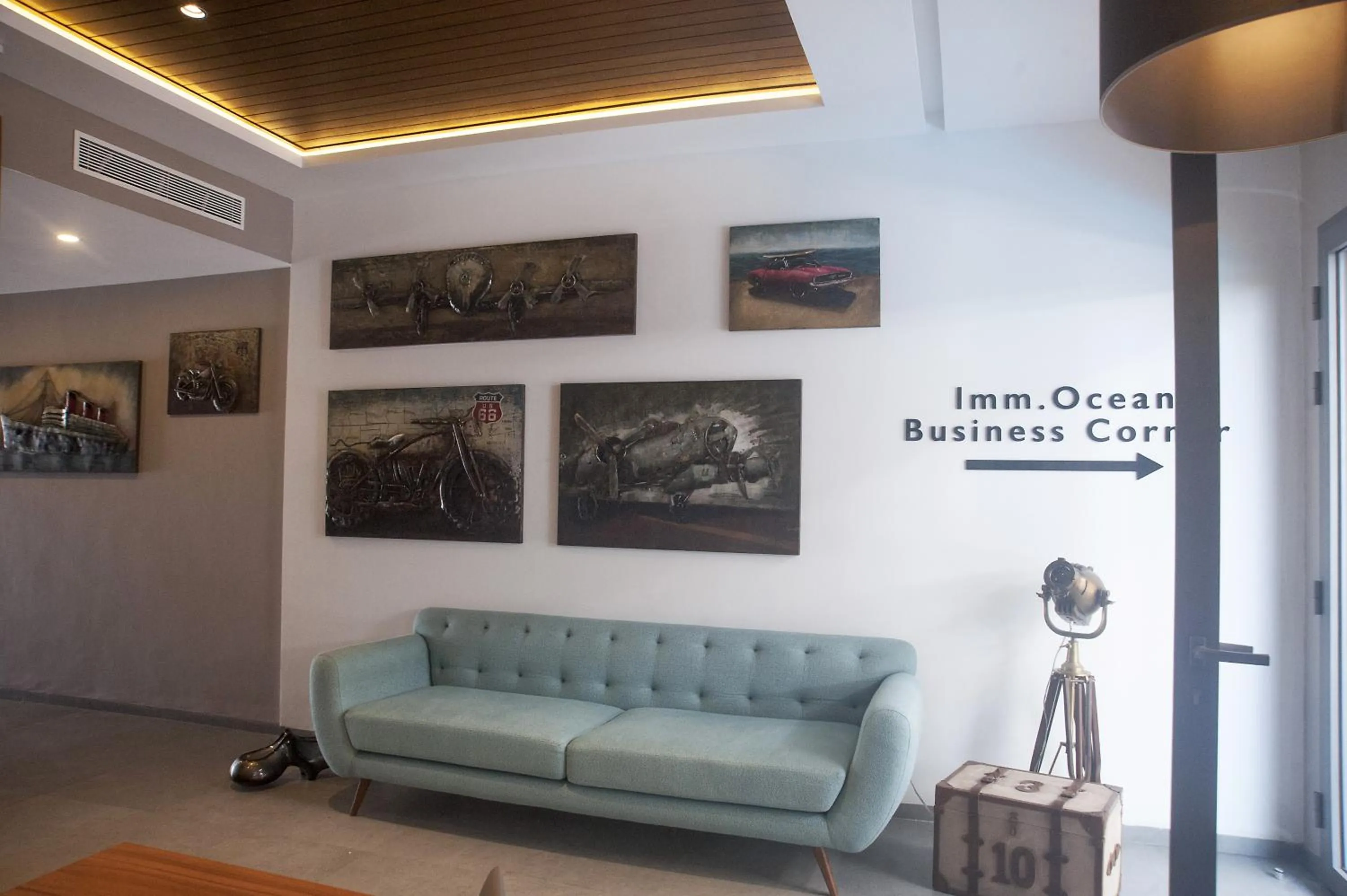 Lounge or bar in Ocean Park Hotel, Premium Suites & Wellness