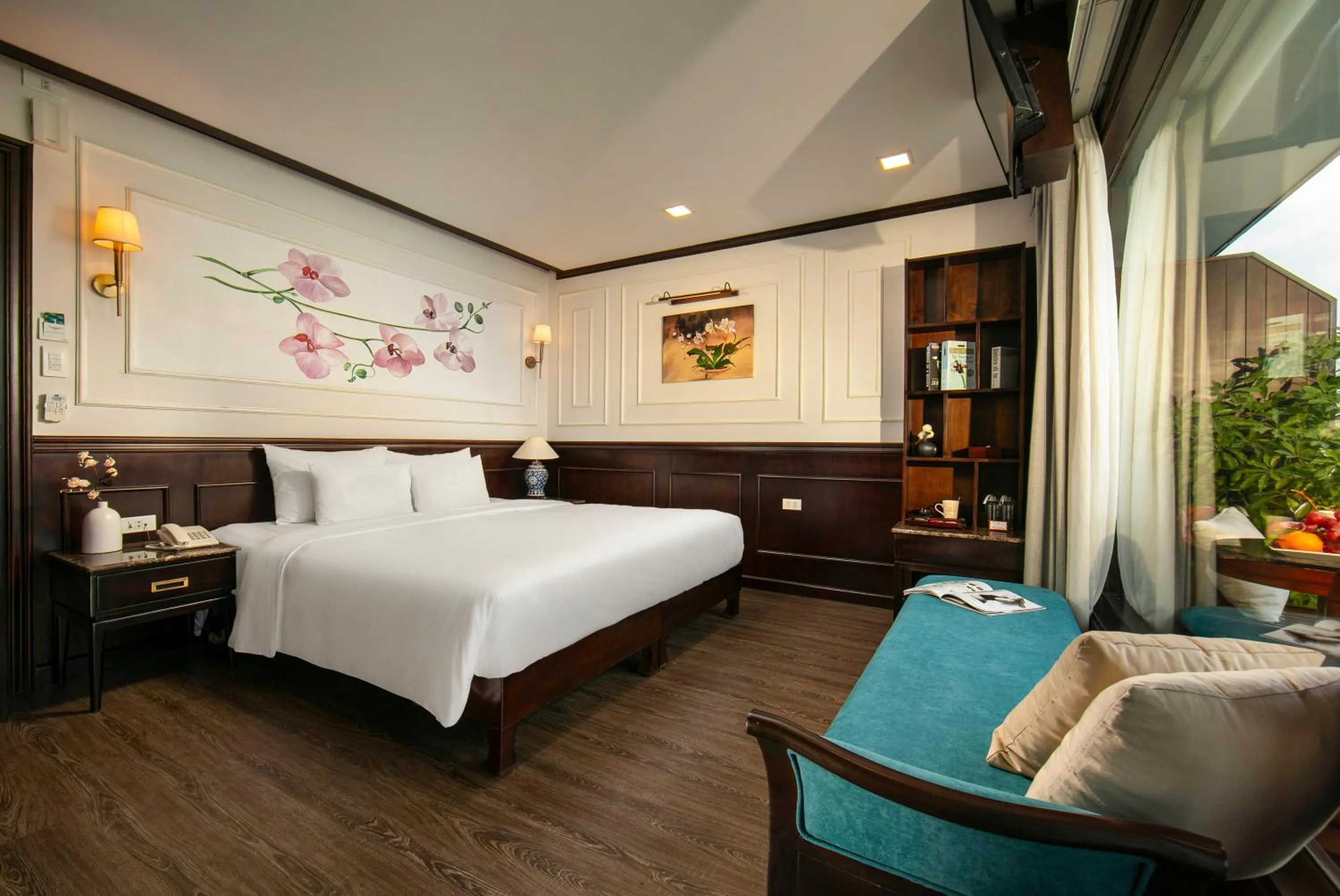 Bed in Orchid Trendy Cruise