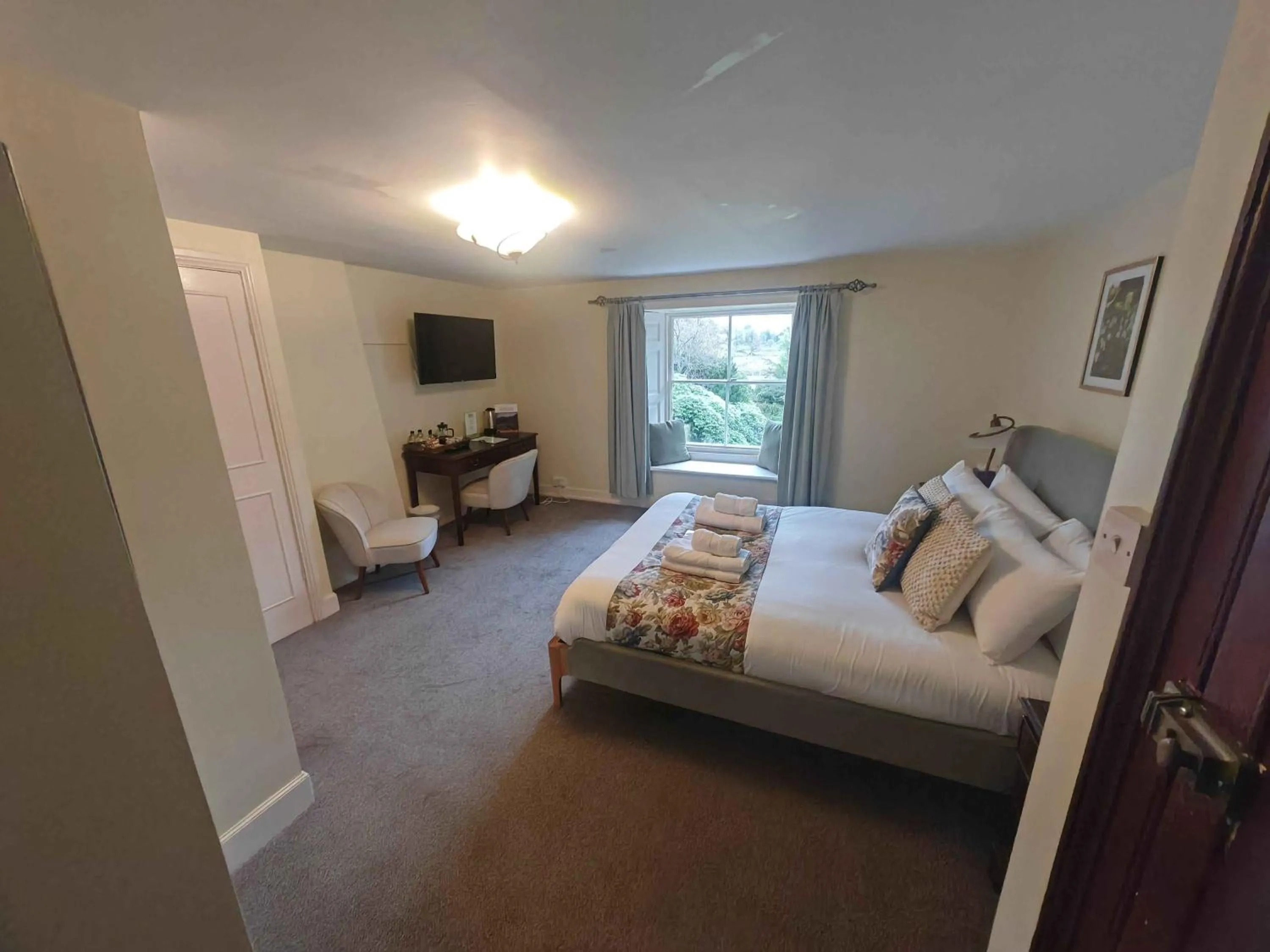 Photo of the whole room in Lovelady Shield Country House Hotel