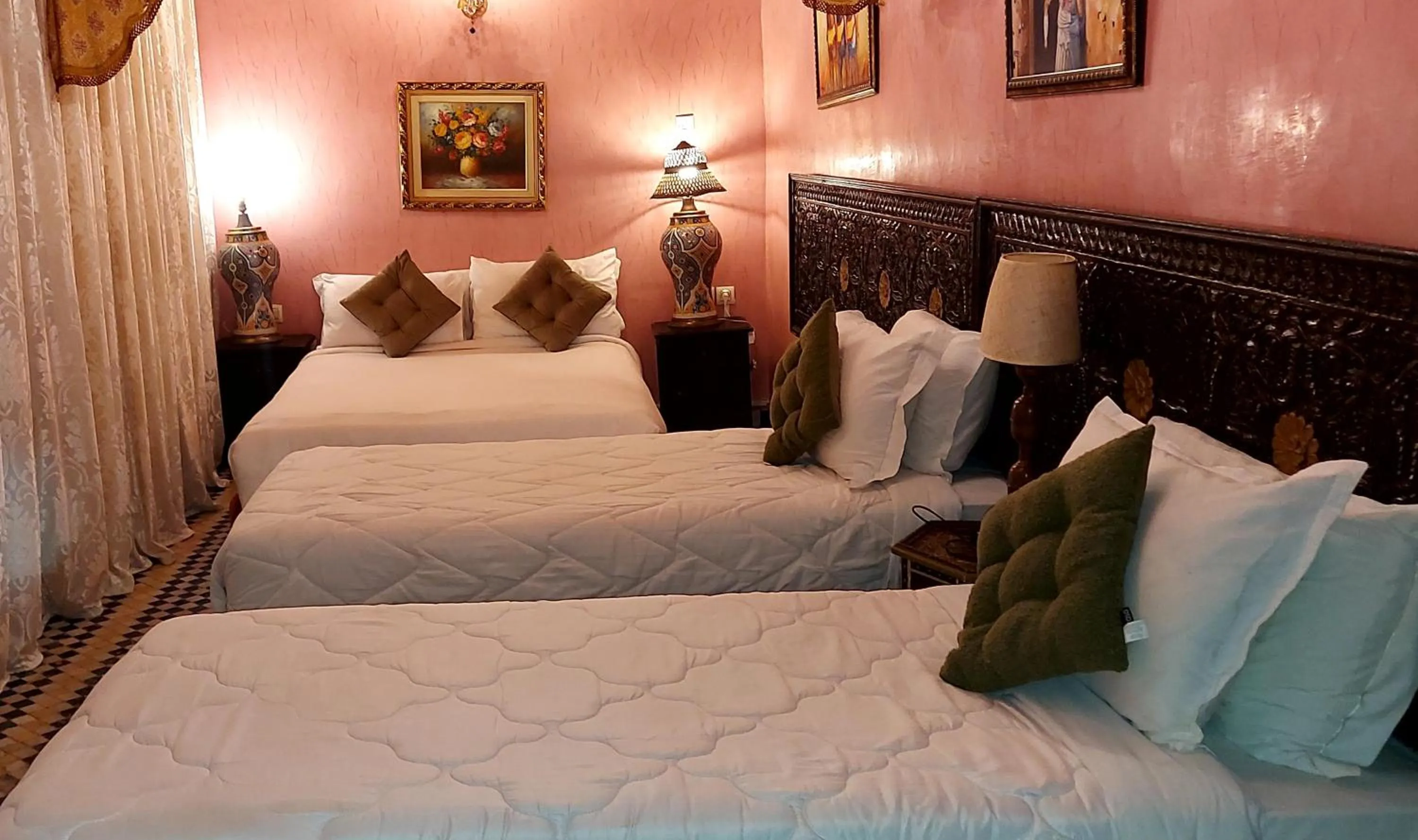 Photo of the whole room, Bed in Palais AL Firdaous