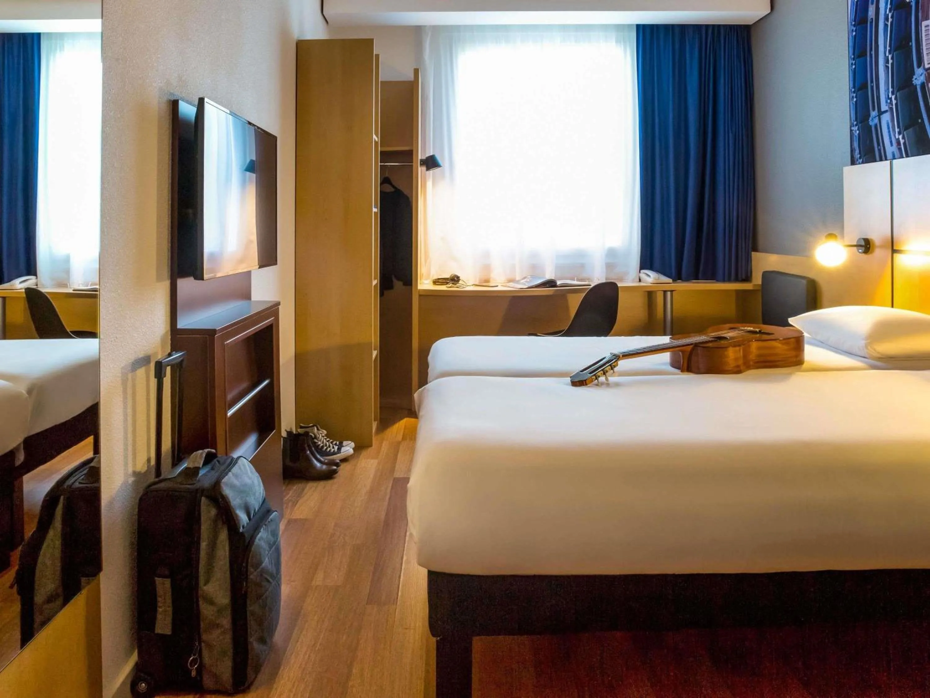 Bedroom, Bed in ibis Genève Petit Lancy