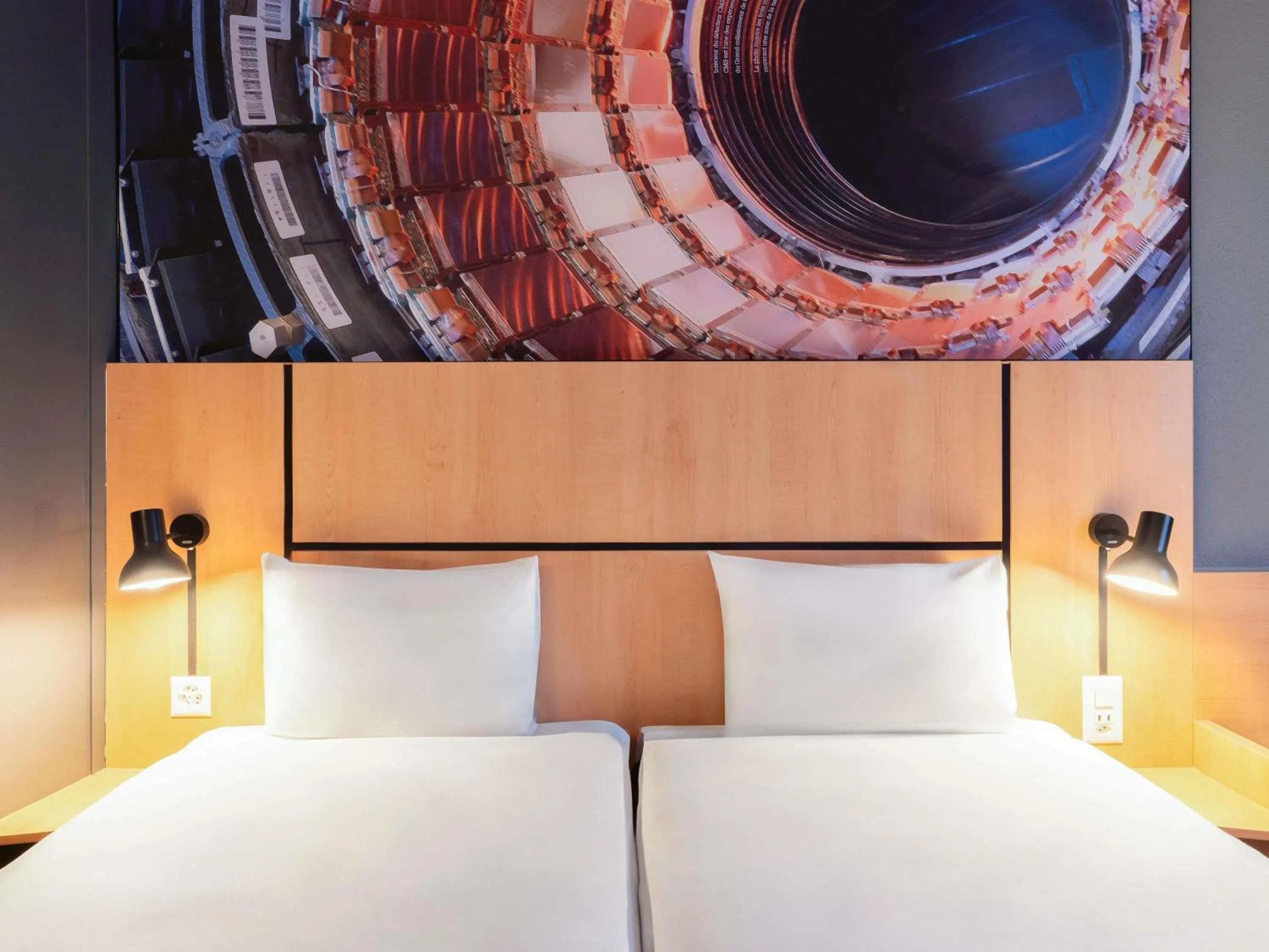 Bedroom, Bed in ibis Genève Petit Lancy