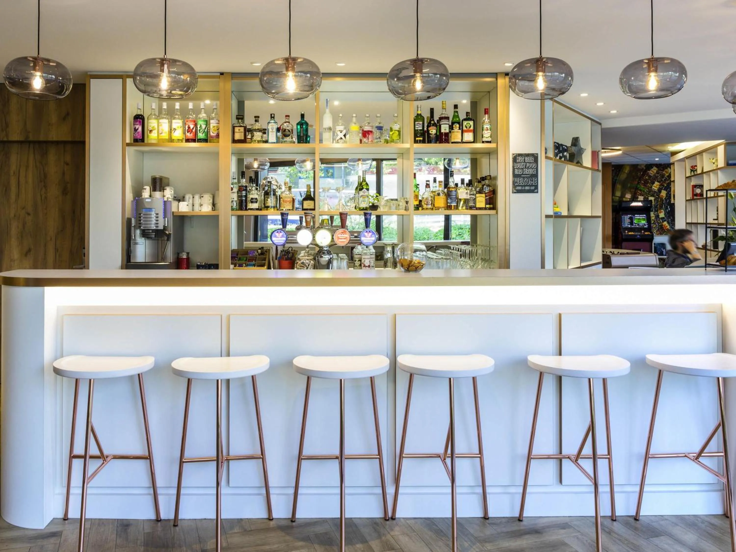 Lounge or bar in ibis Genève Petit Lancy