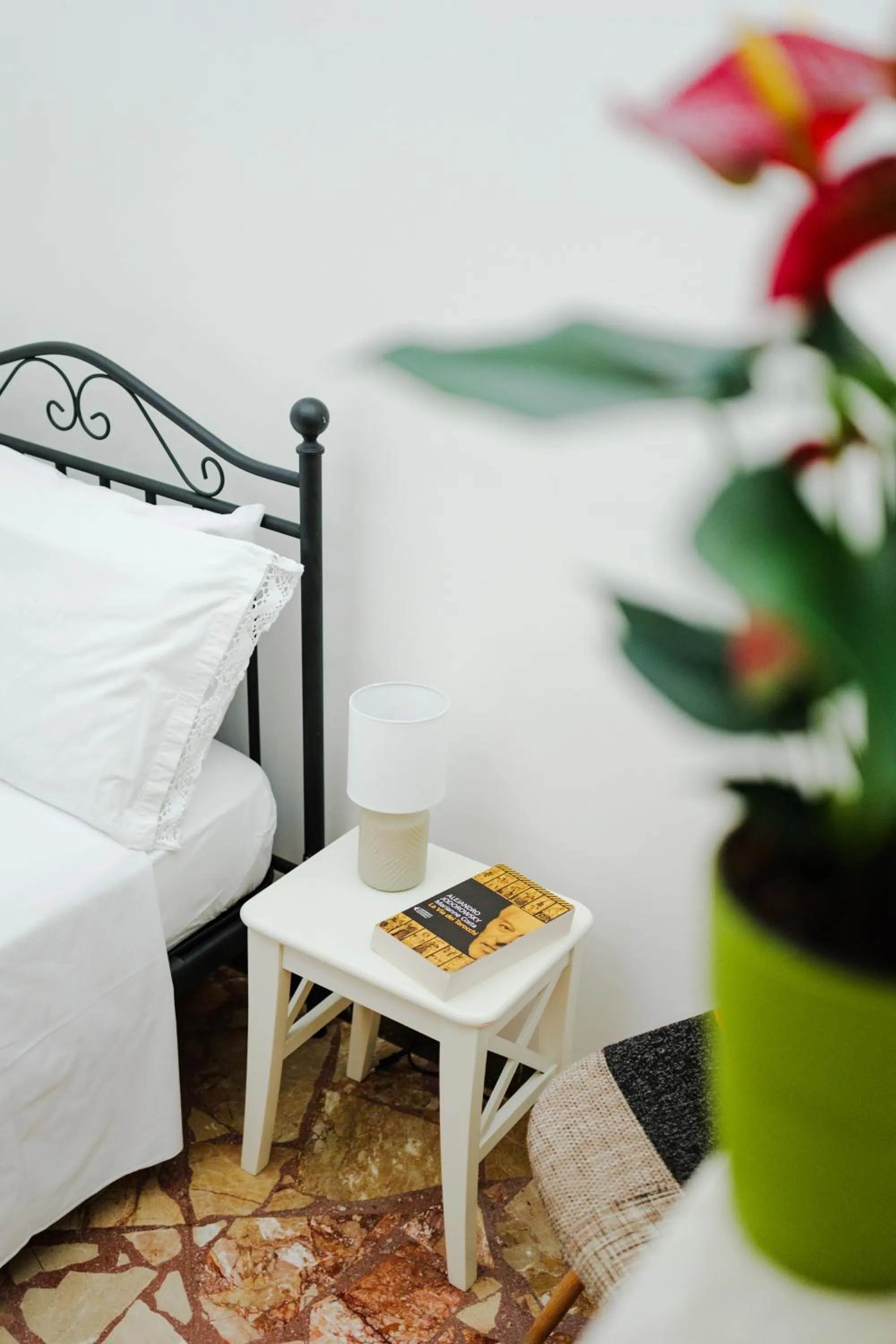 Photo of the whole room, Bed in BED&BREAD Piazza 'Nzegna