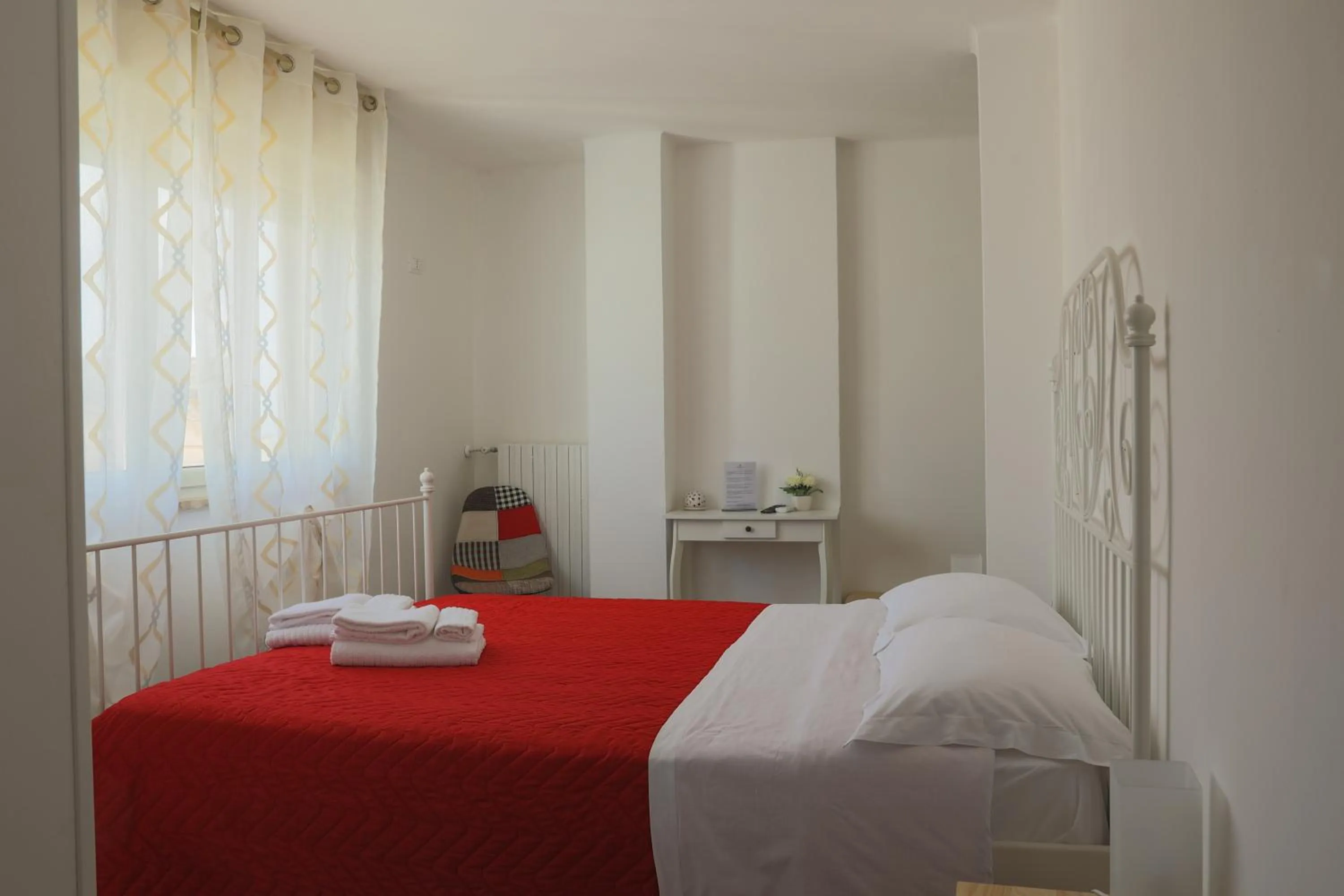 Double Room with Sea View - single occupancy in BED&BREAD Piazza 'Nzegna