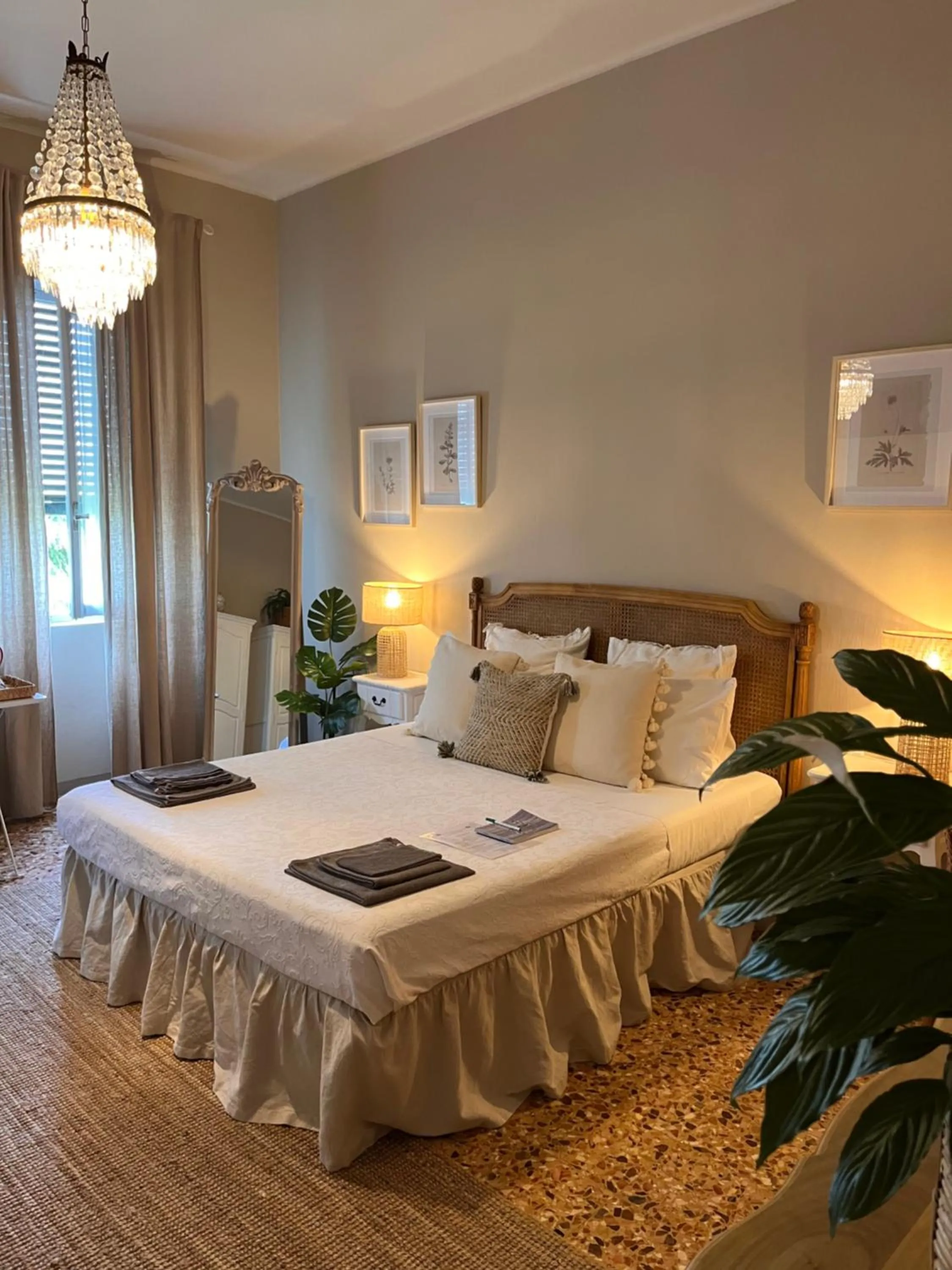 Bed in Villa House and Garden B&B