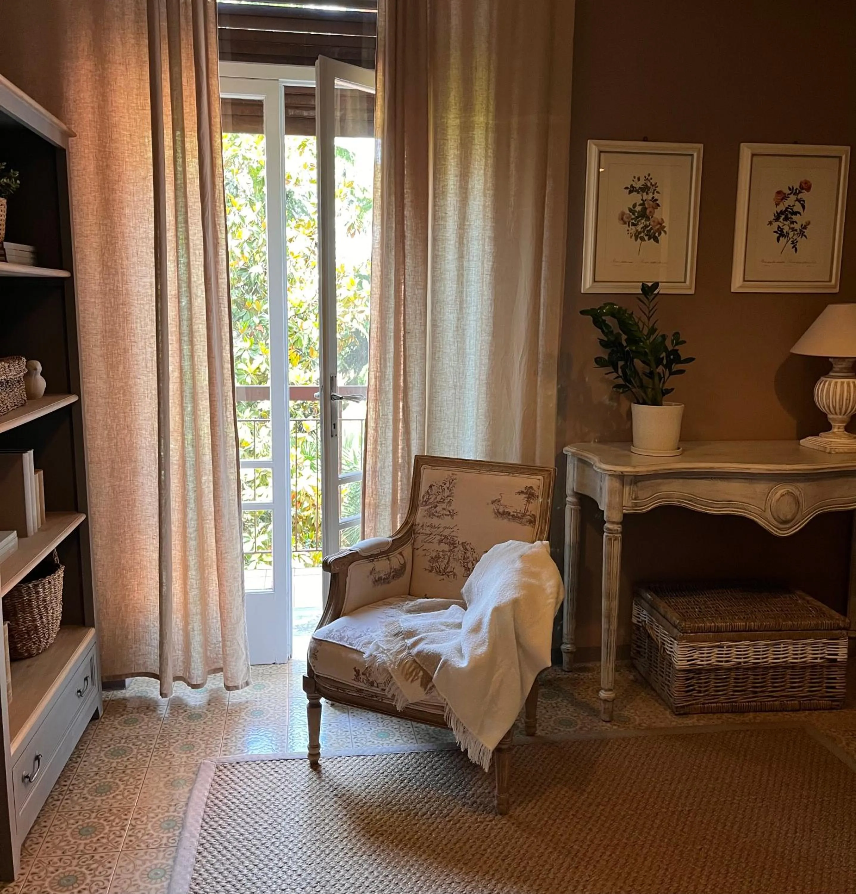 Bedroom in Villa House and Garden B&B