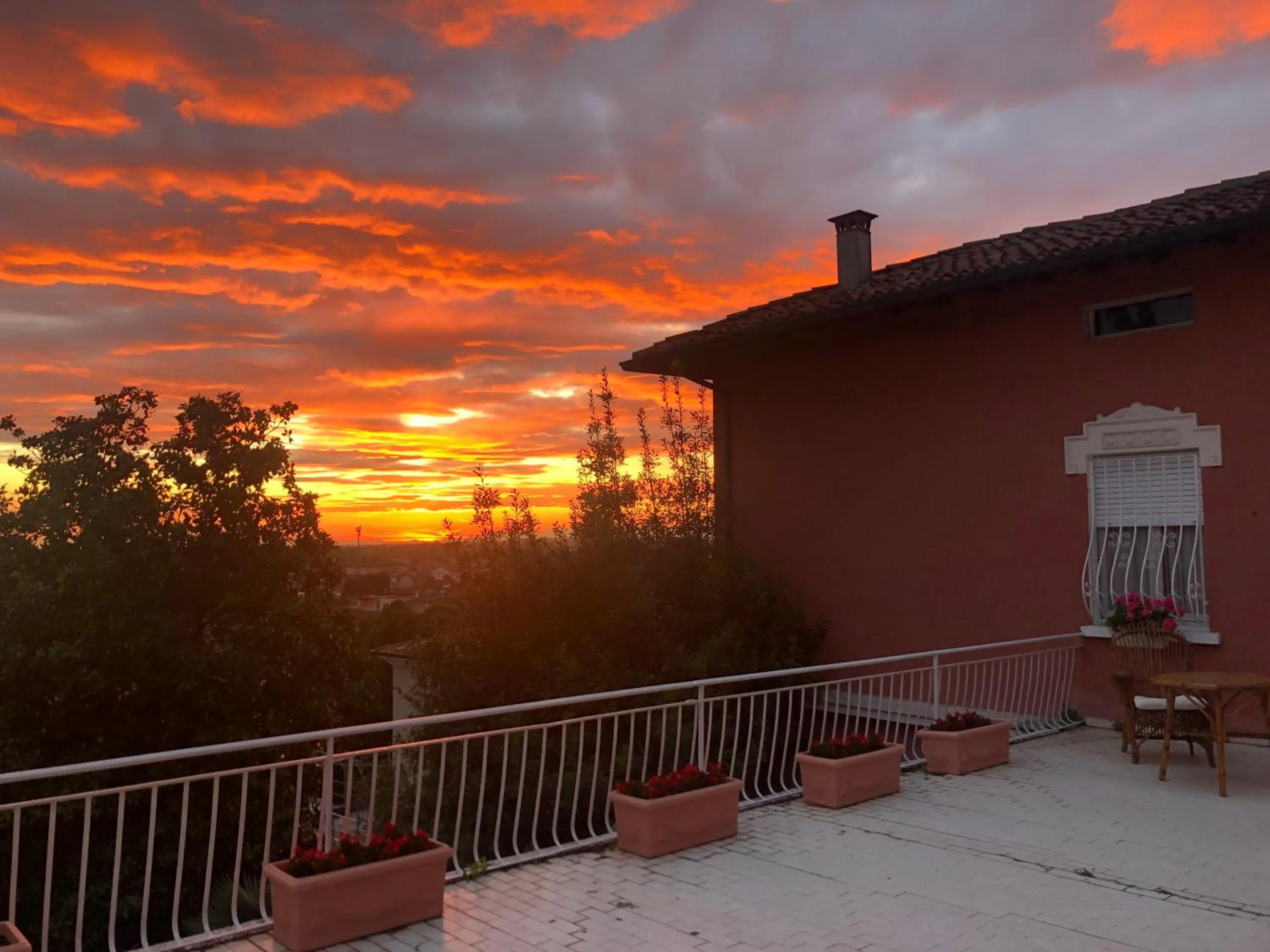 Balcony/Terrace in Villa House and Garden B&B