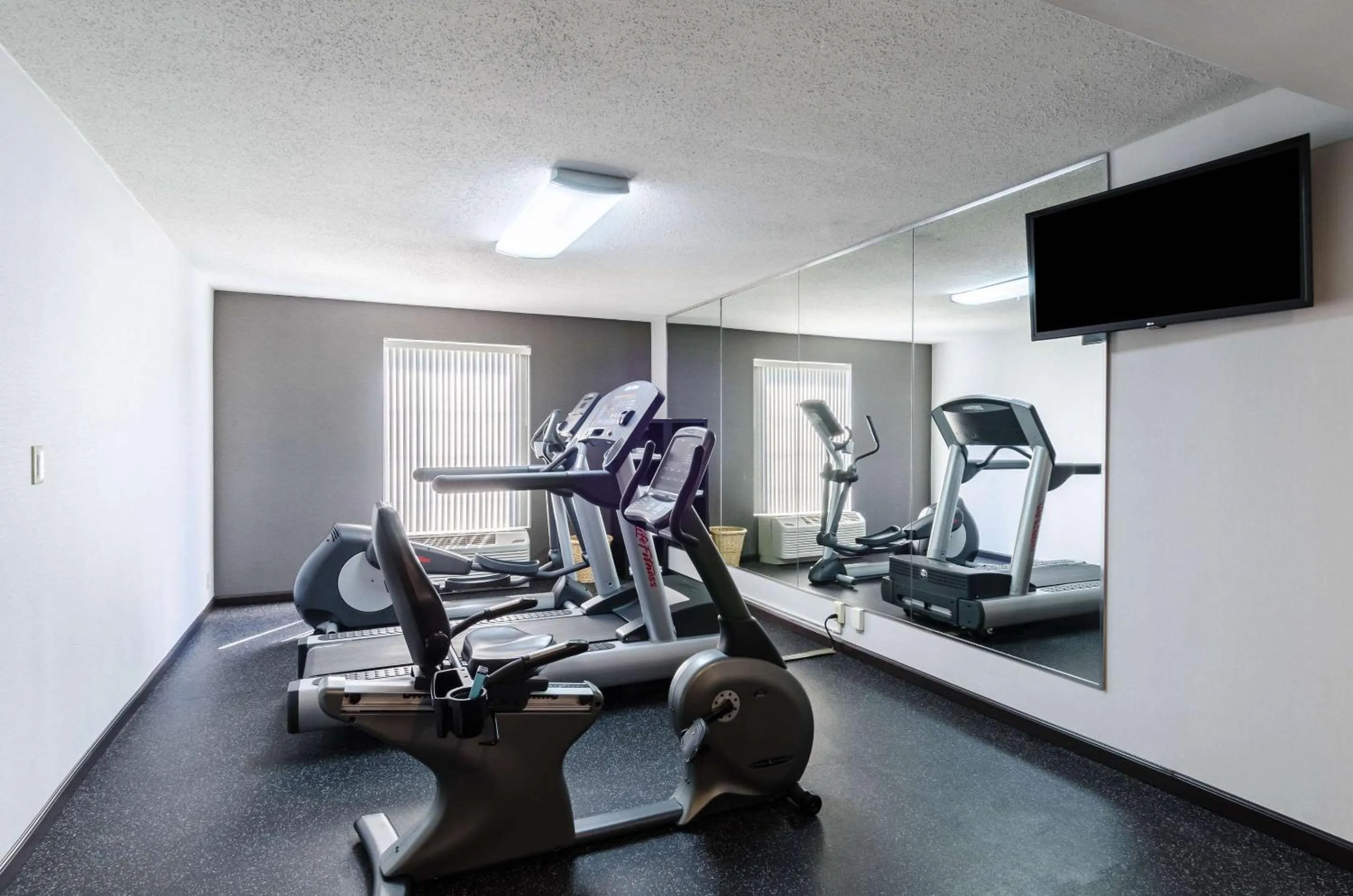 Fitness centre/facilities in Comfort Inn Randolph-Boston
