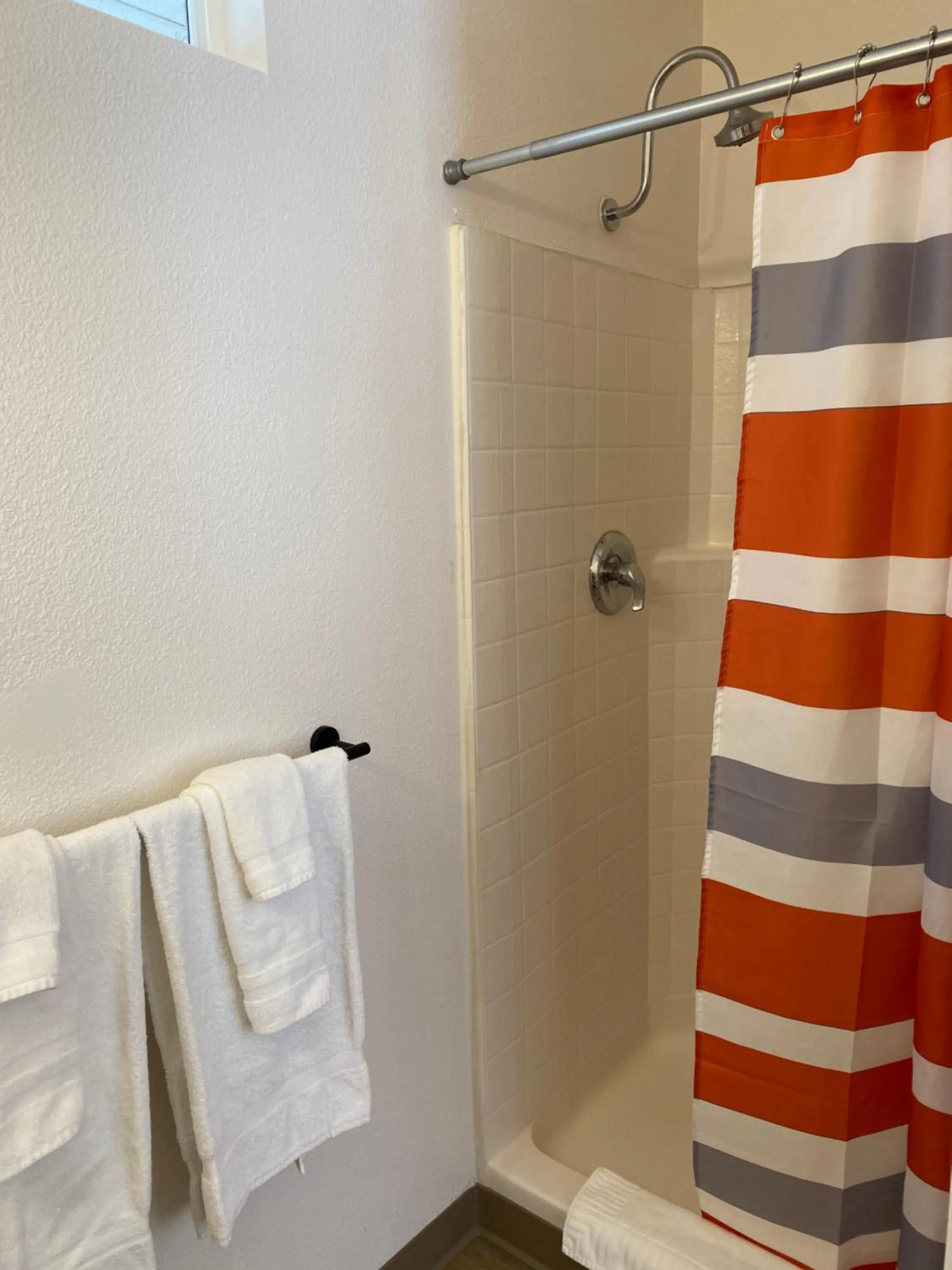 Shower in Casa Secoya